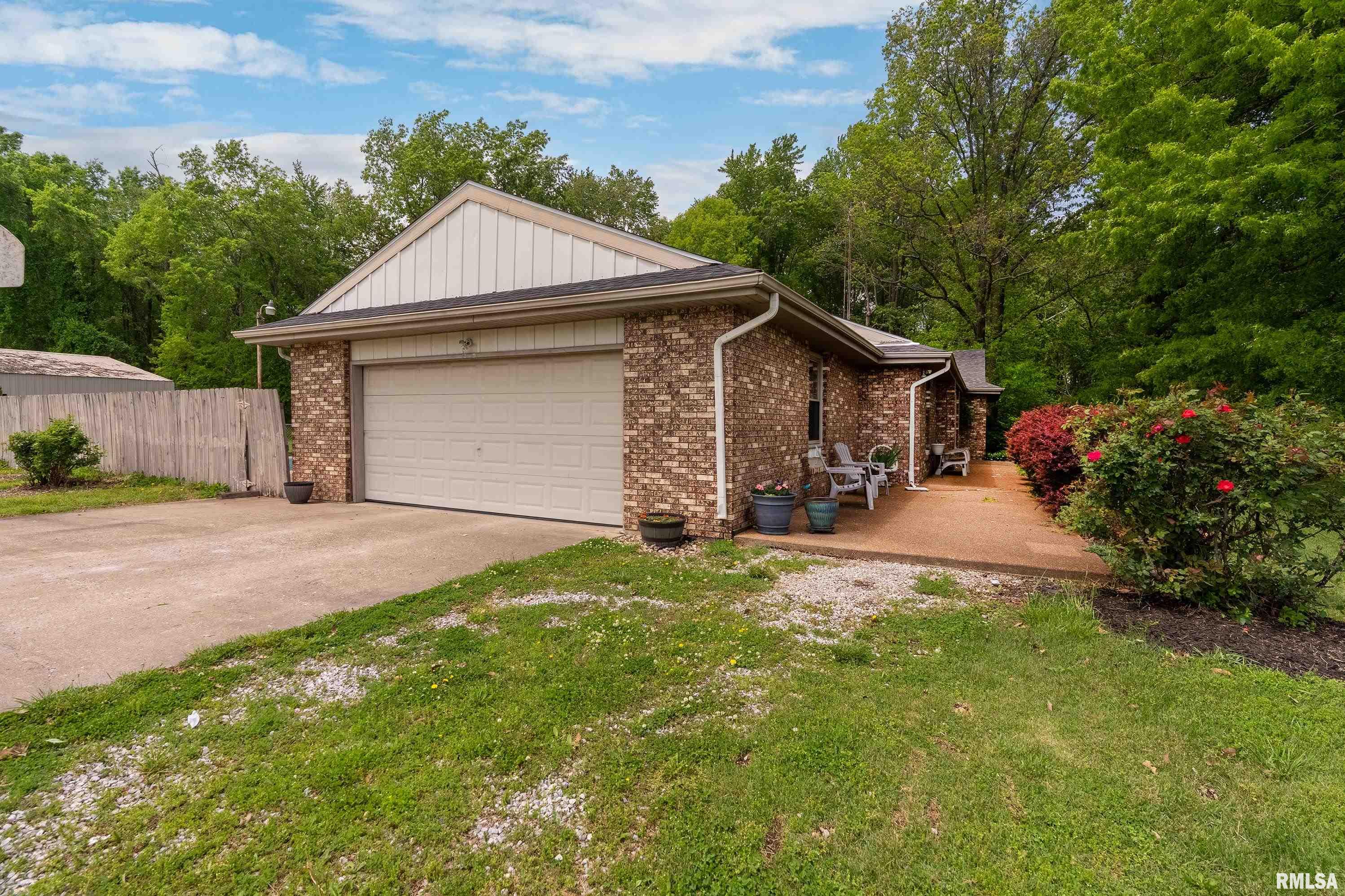 1881 Russell Road, West Frankfort, Illinois image 14