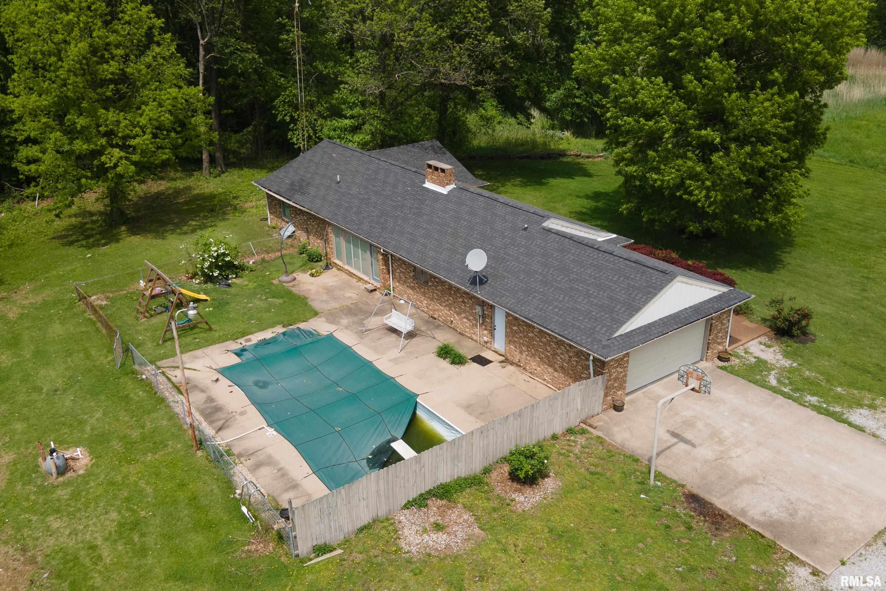 1881 Russell Road, West Frankfort, Illinois image 6
