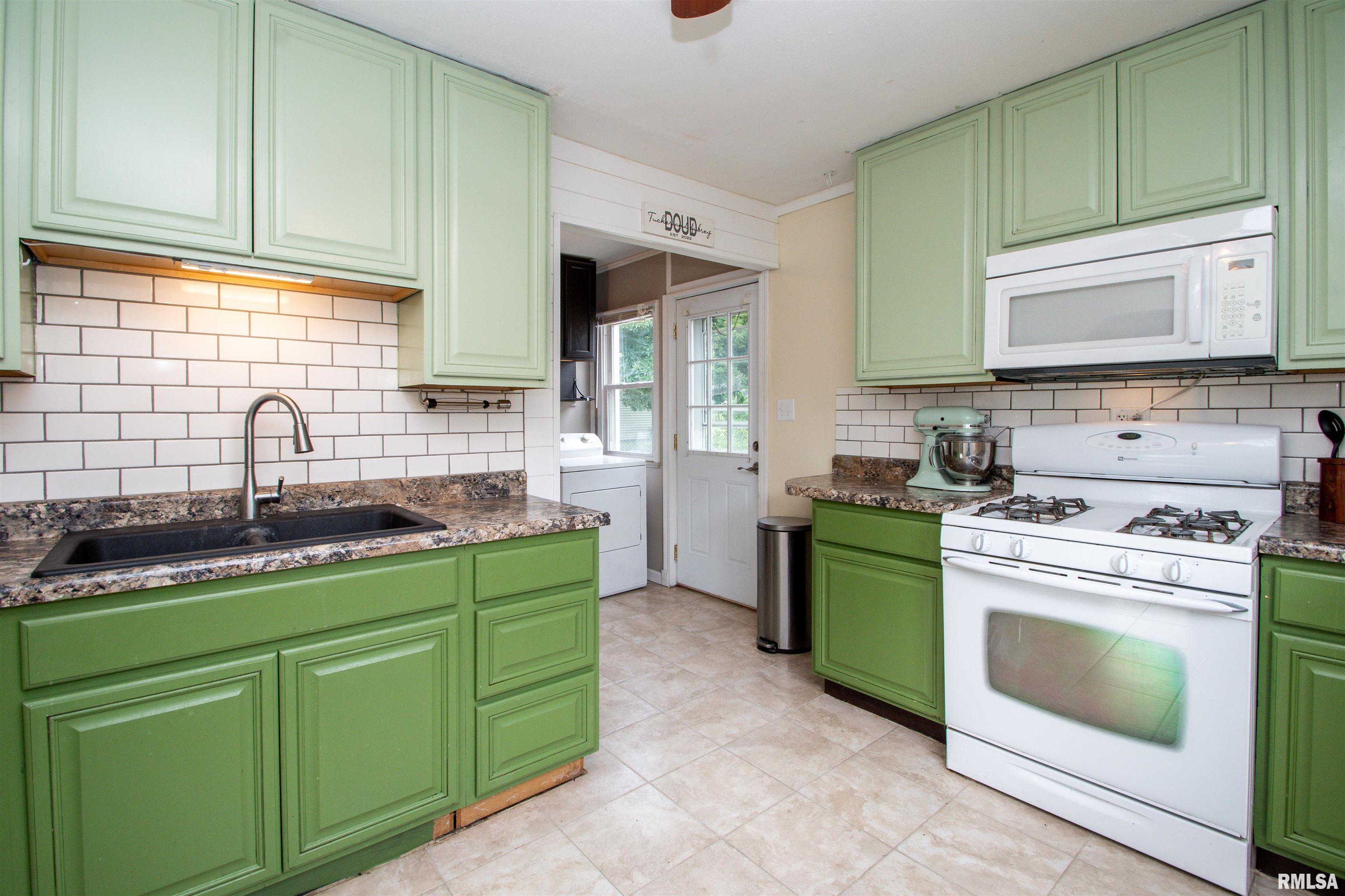 3320 N Stanley Street, Peoria, Illinois image 13