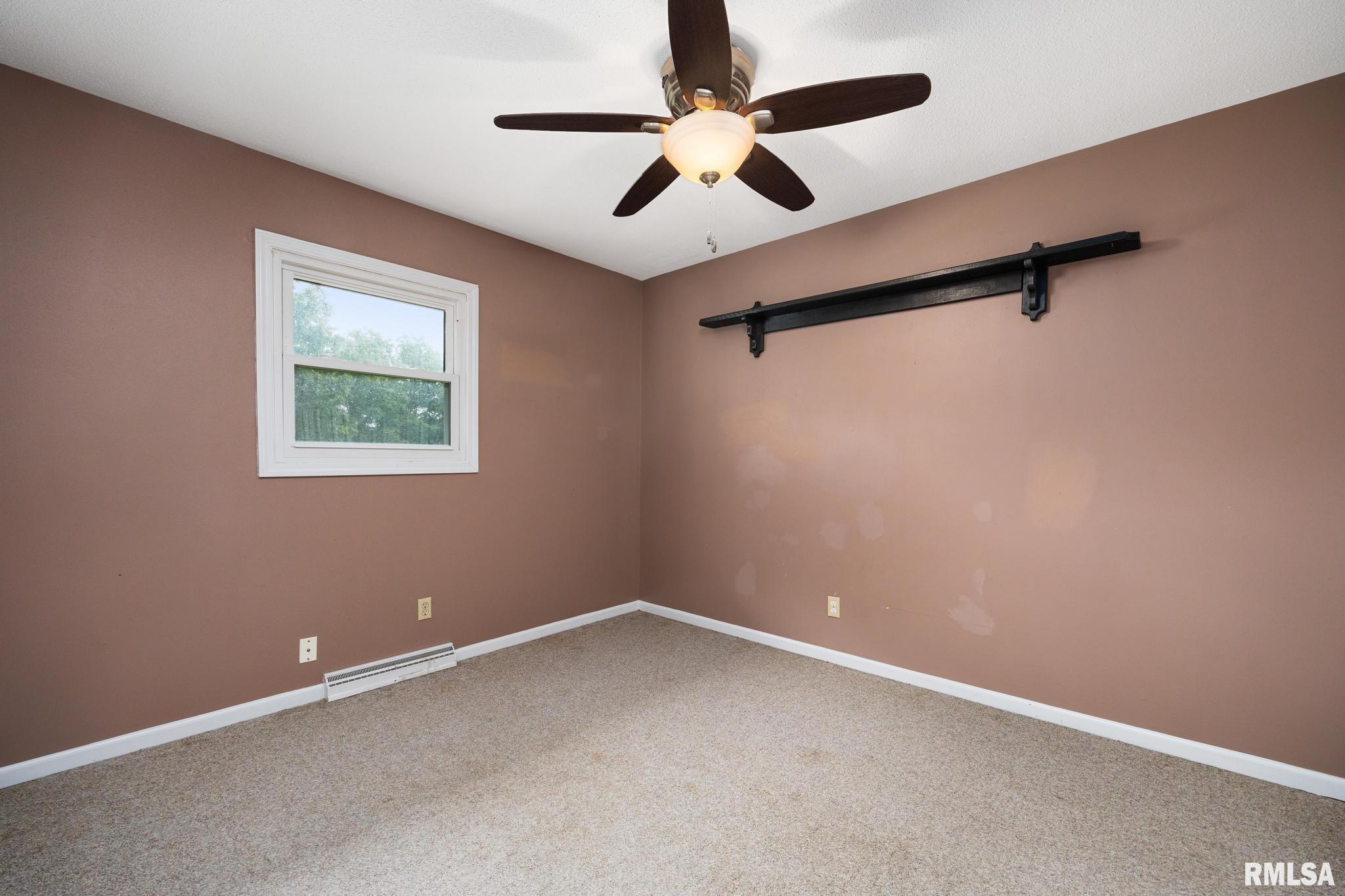 166 Hopewell Drive, Sparland, Illinois image 13