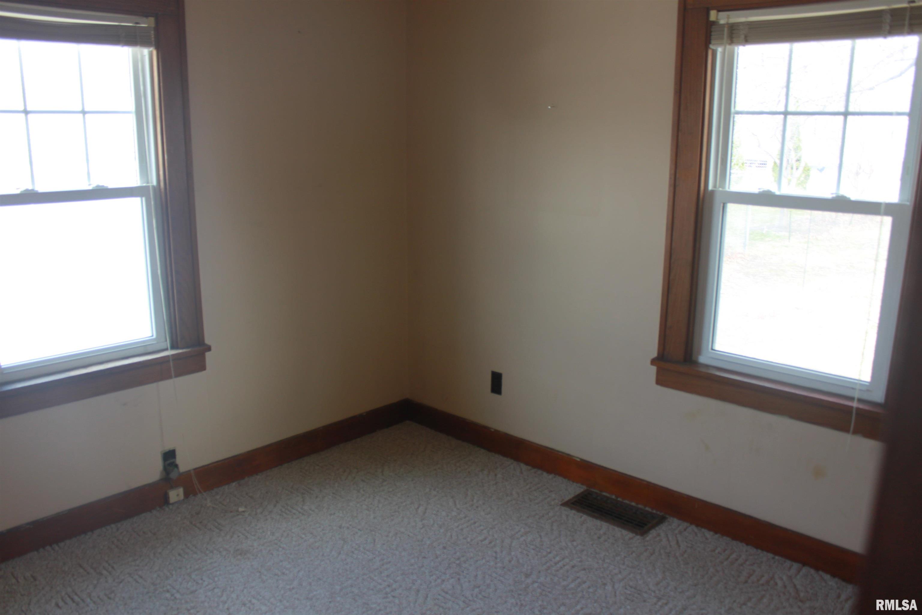 531 29th Avenue, Moline, Illinois image 5