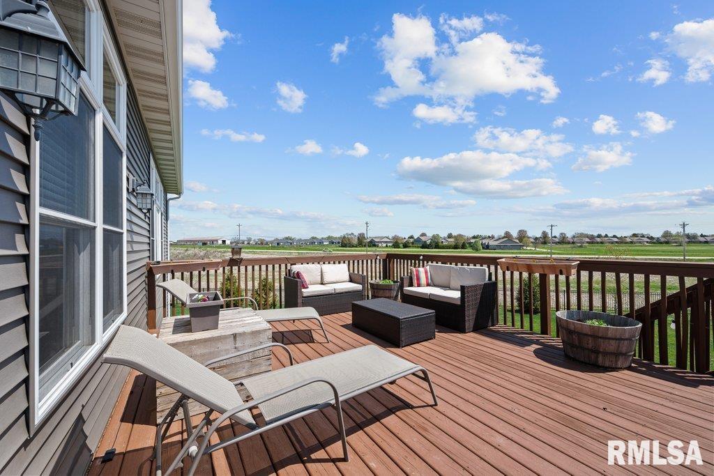 4877 Mason Run, Bettendorf, Iowa image 50