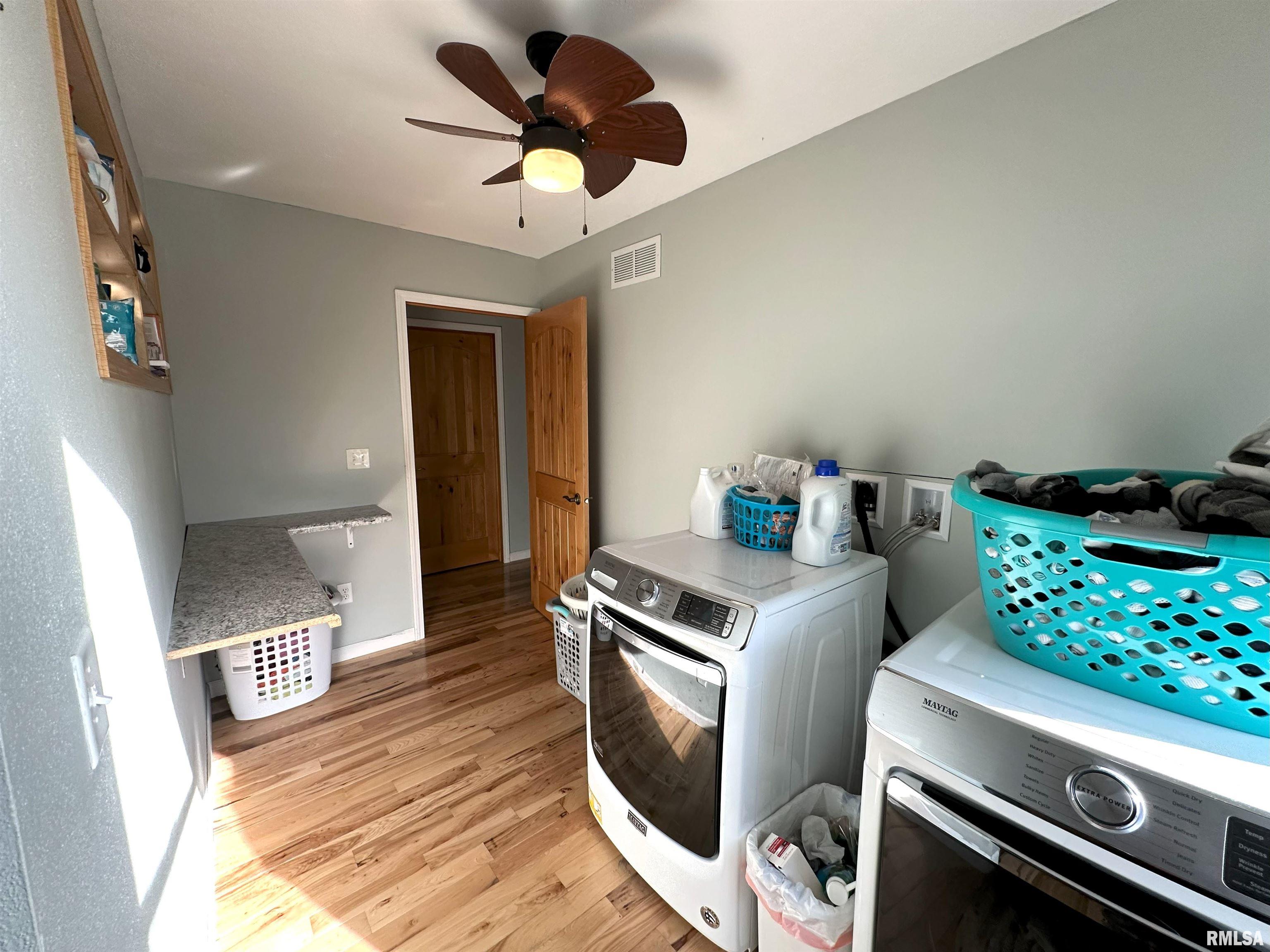 326 Lilac Lane, East Peoria, Illinois image 15