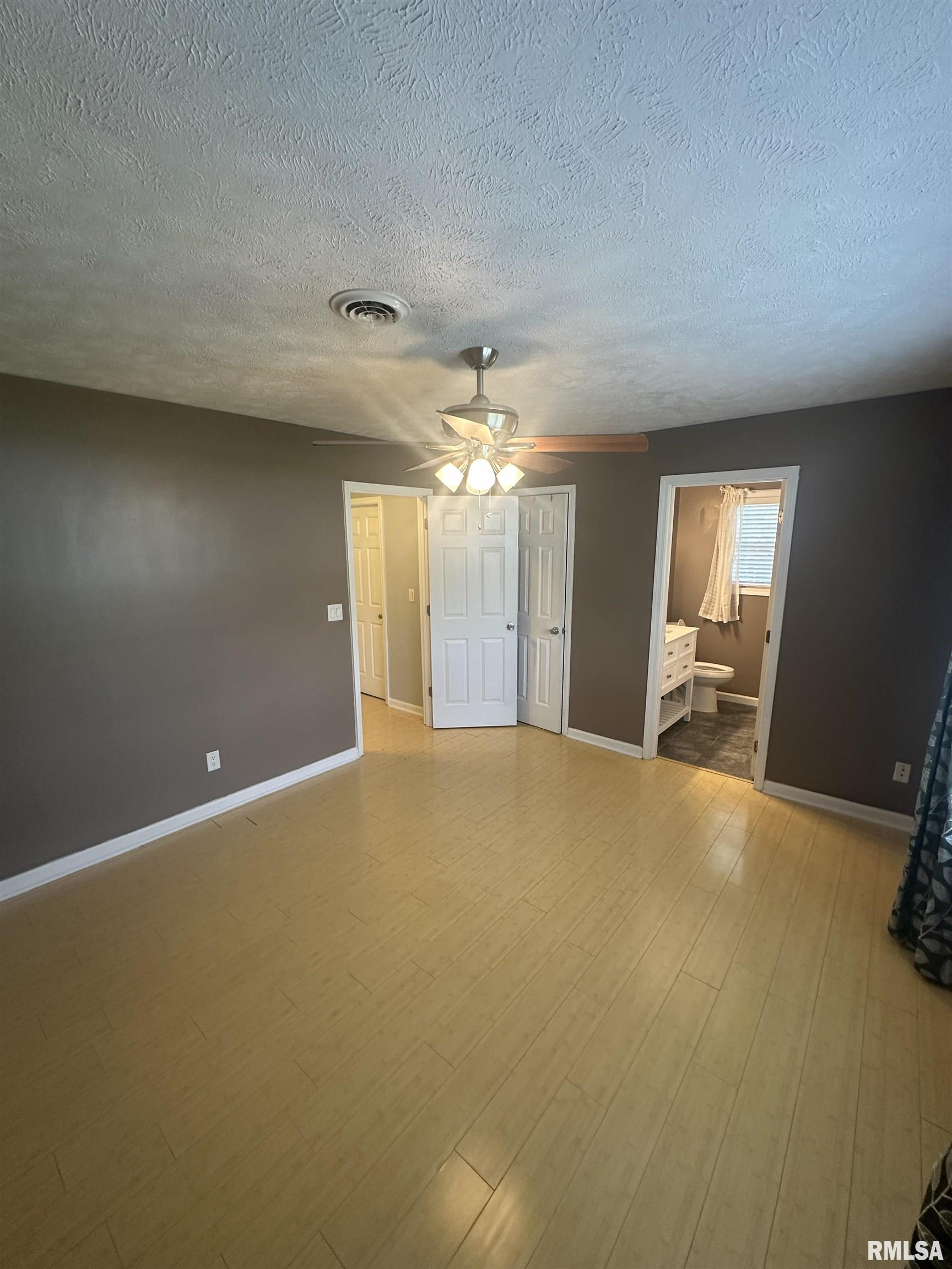 1000 N Almond Street, Carbondale, Illinois image 5