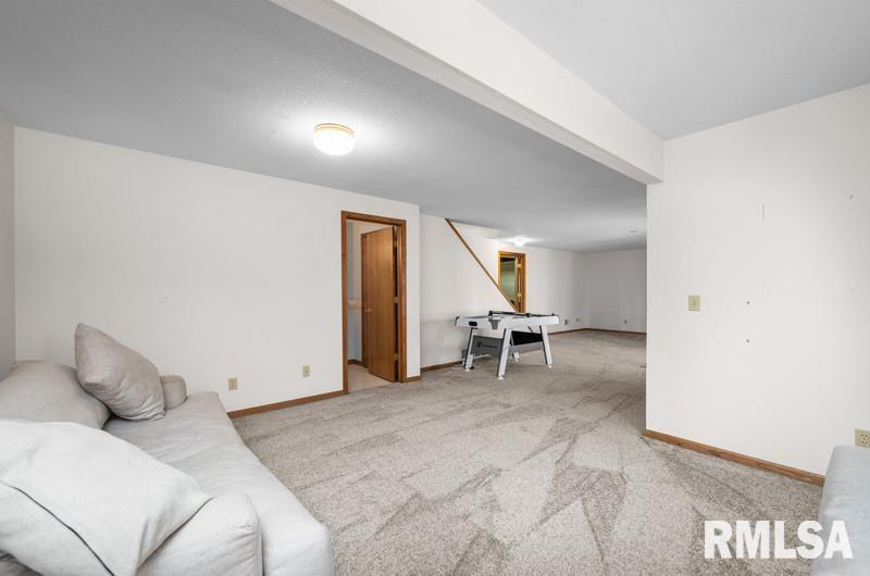 13053 82nd Avenue, Blue Grass, Iowa image 42