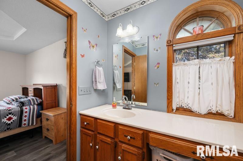 13053 82nd Avenue, Blue Grass, Iowa image 34