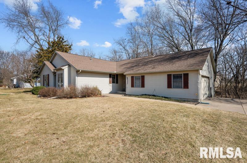 13053 82nd Avenue, Blue Grass, Iowa image 3
