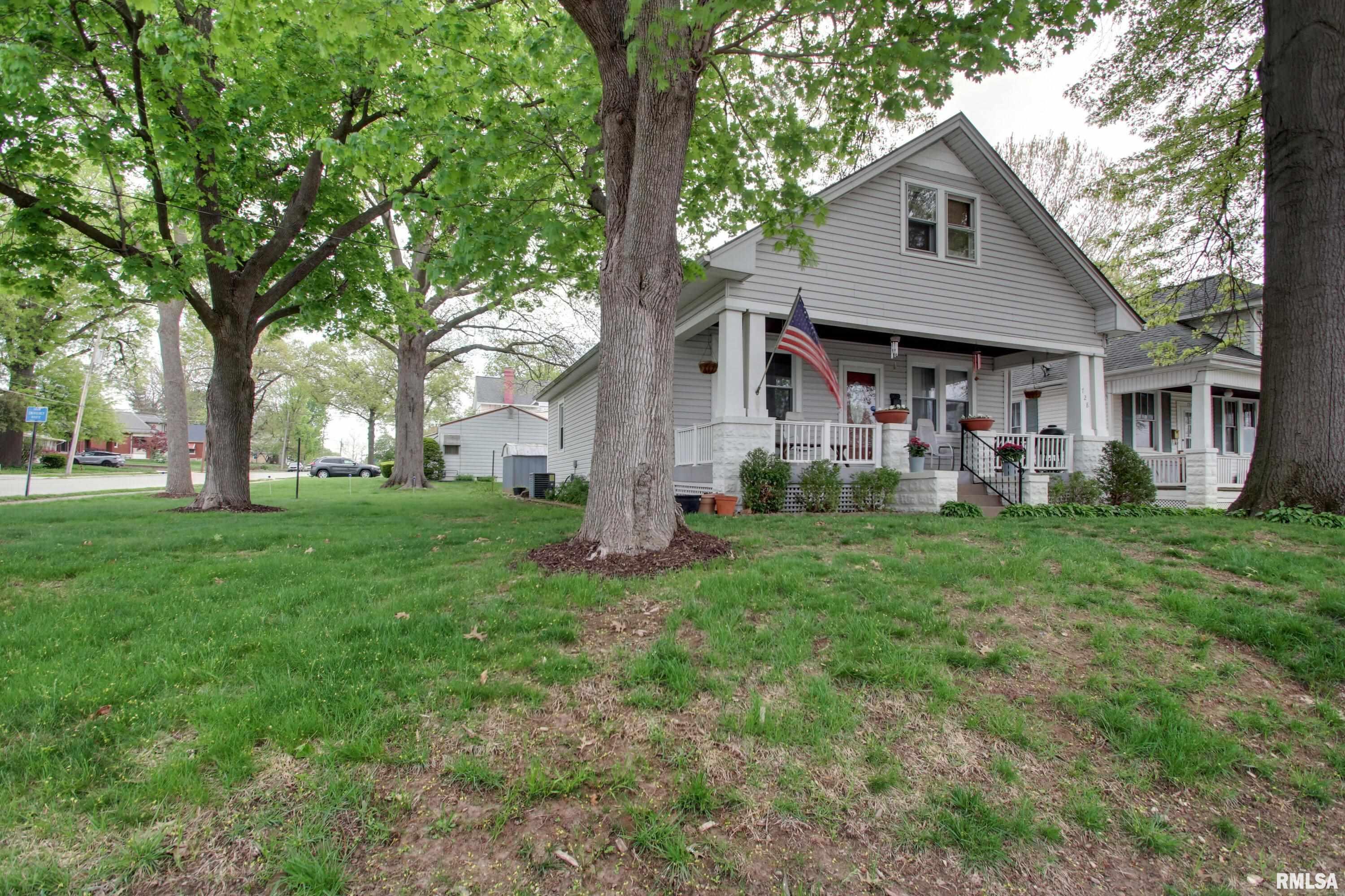 728 N 22nd Street, Quincy, Illinois image 1