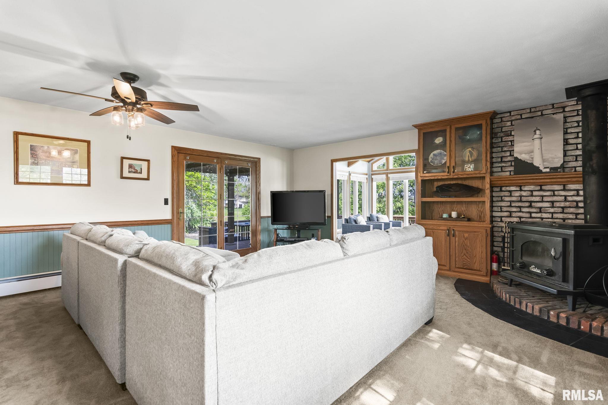 64 N Shore Drive, Petersburg, Illinois image 12