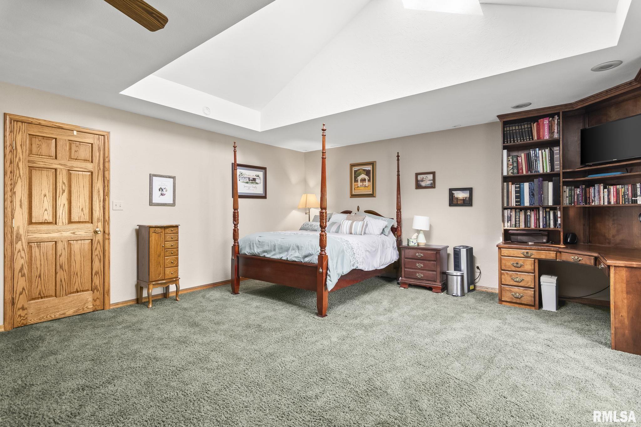 64 N Shore Drive, Petersburg, Illinois image 16