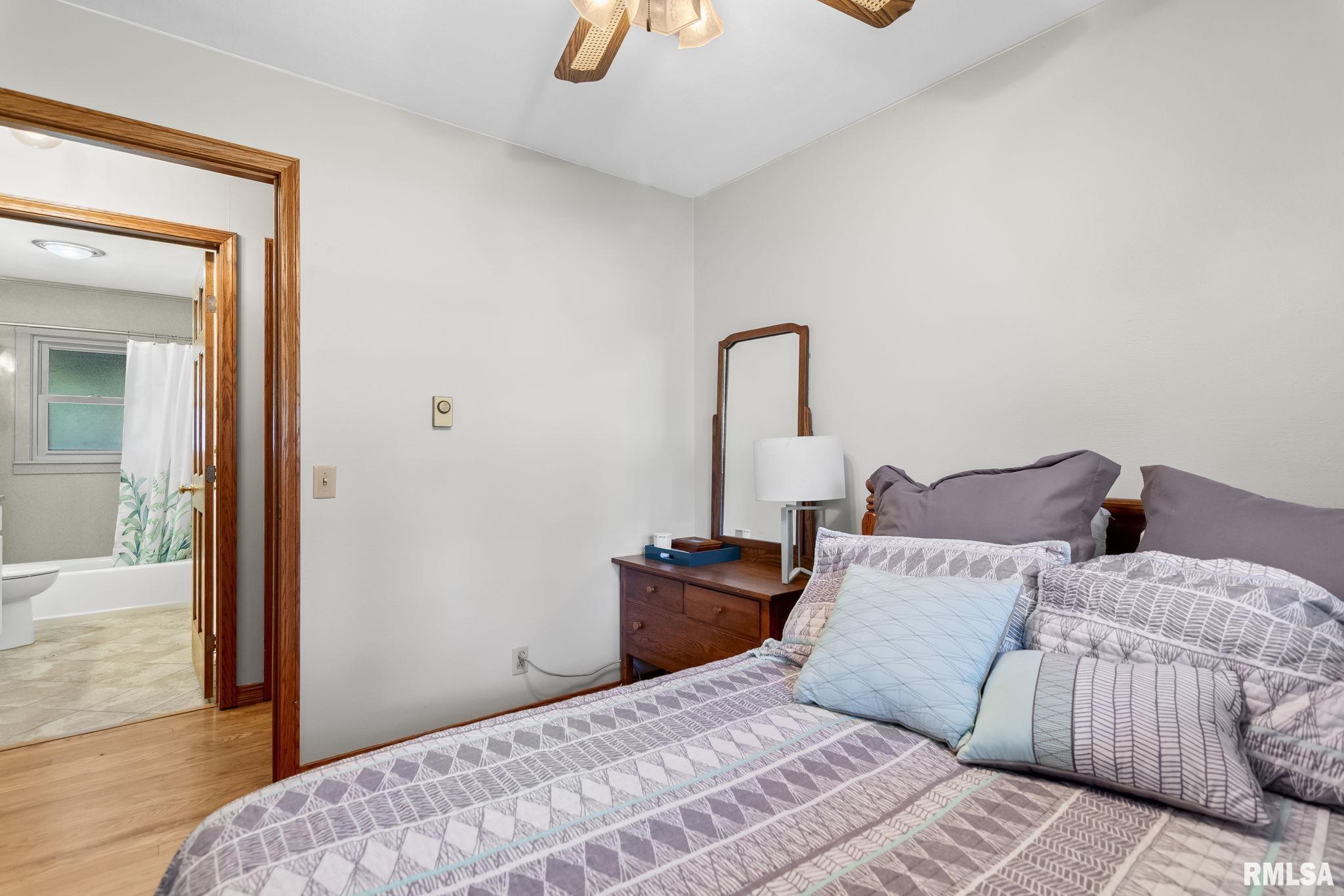 64 N Shore Drive, Petersburg, Illinois image 24