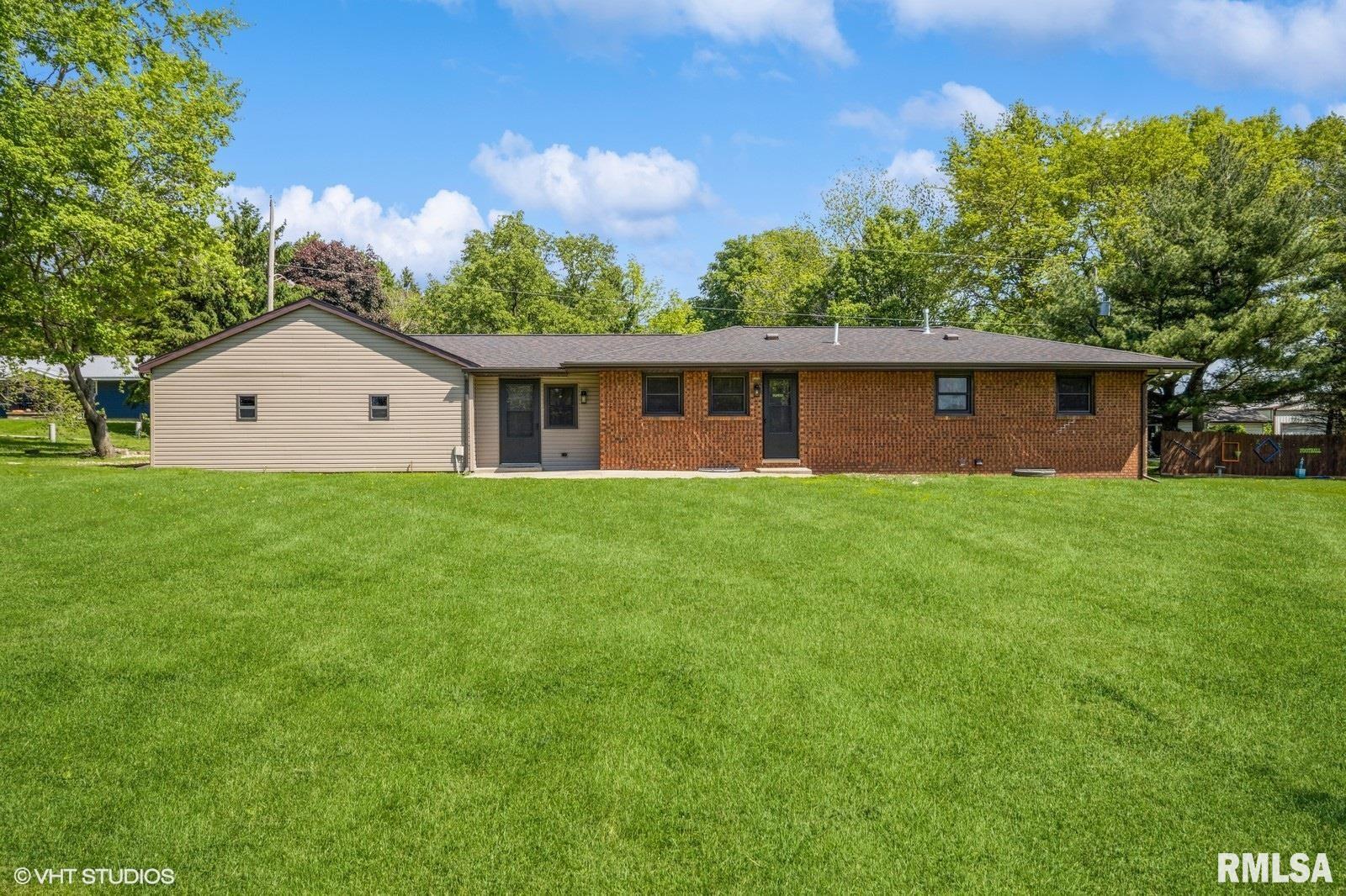 309 E Temple Street, Mount Auburn, Illinois image 14