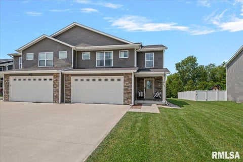 Homes For Sale - 315 N Breckenridge Road<br/> Sangamon County, Chatham, IL 62629
