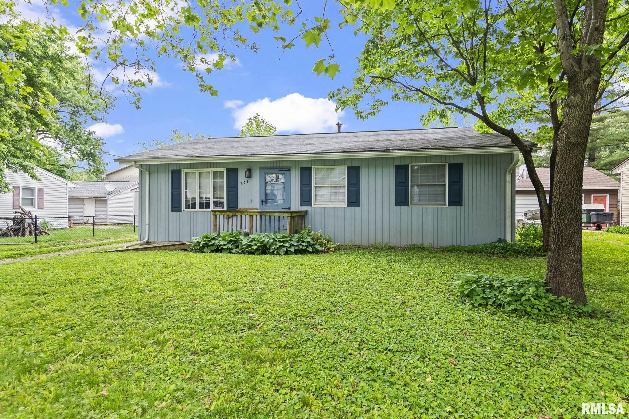 204 S 3rd Street, Riverton, Illinois image 2