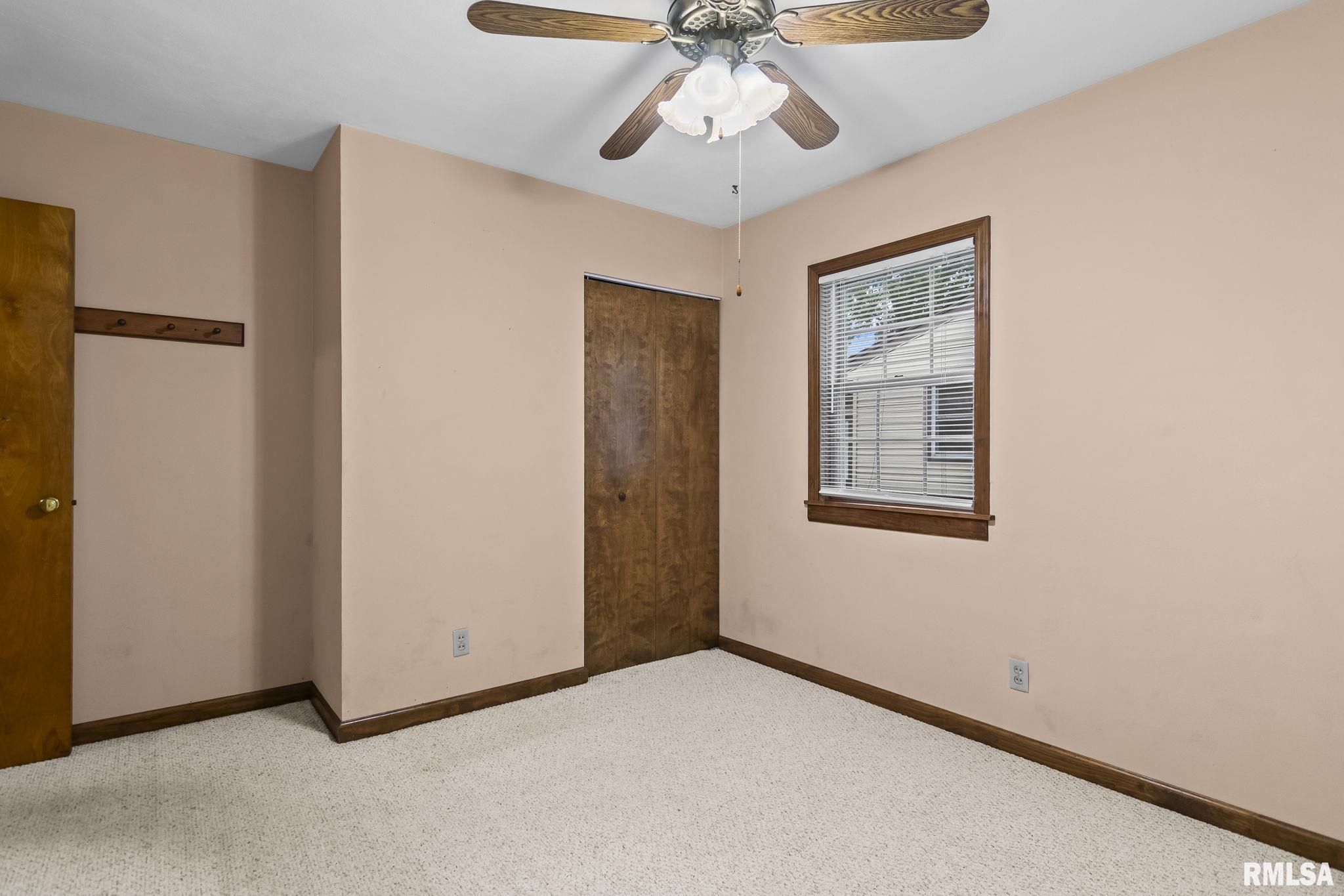 204 S 3rd Street, Riverton, Illinois image 24