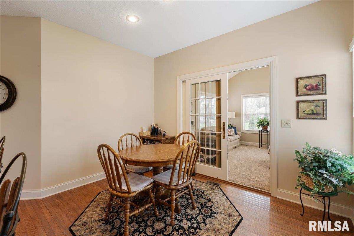 2017 E 47th Street, Davenport, Iowa image 21