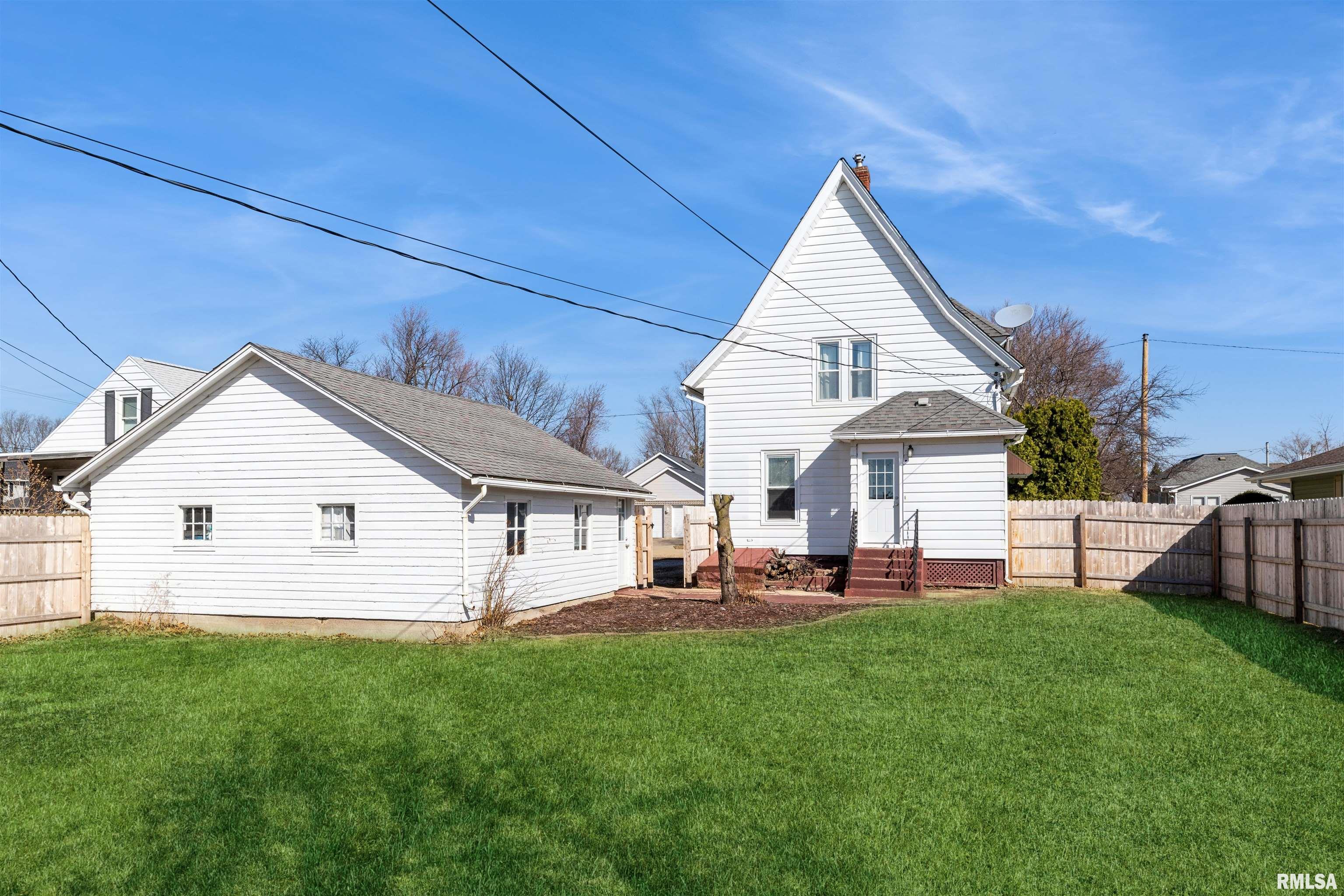 715 5th Street, De Witt, Iowa image 3