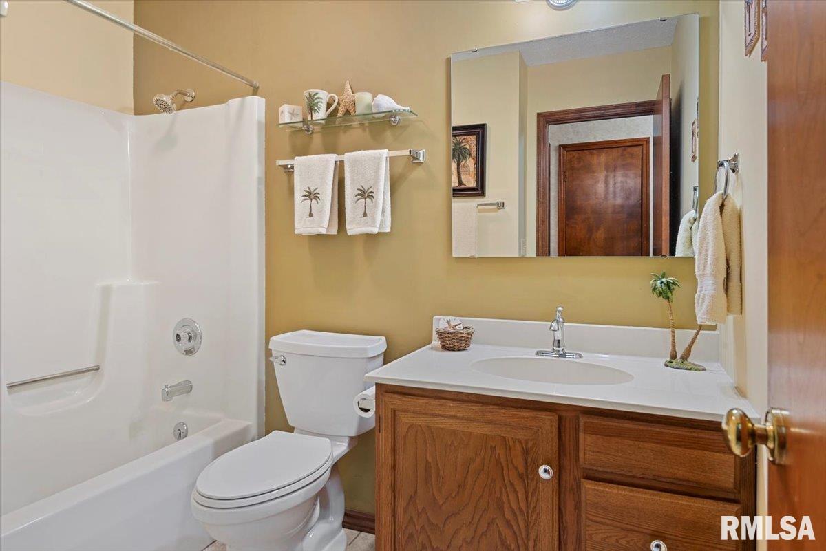 75 Brighton Road, Springfield, Illinois image 24