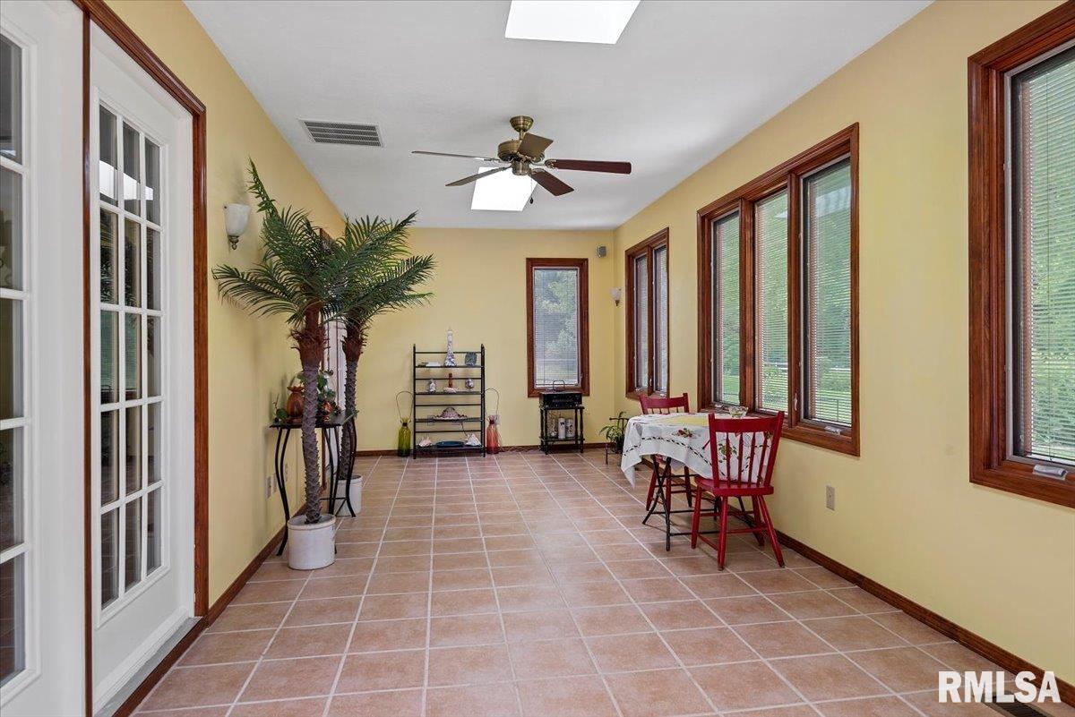 75 Brighton Road, Springfield, Illinois image 10