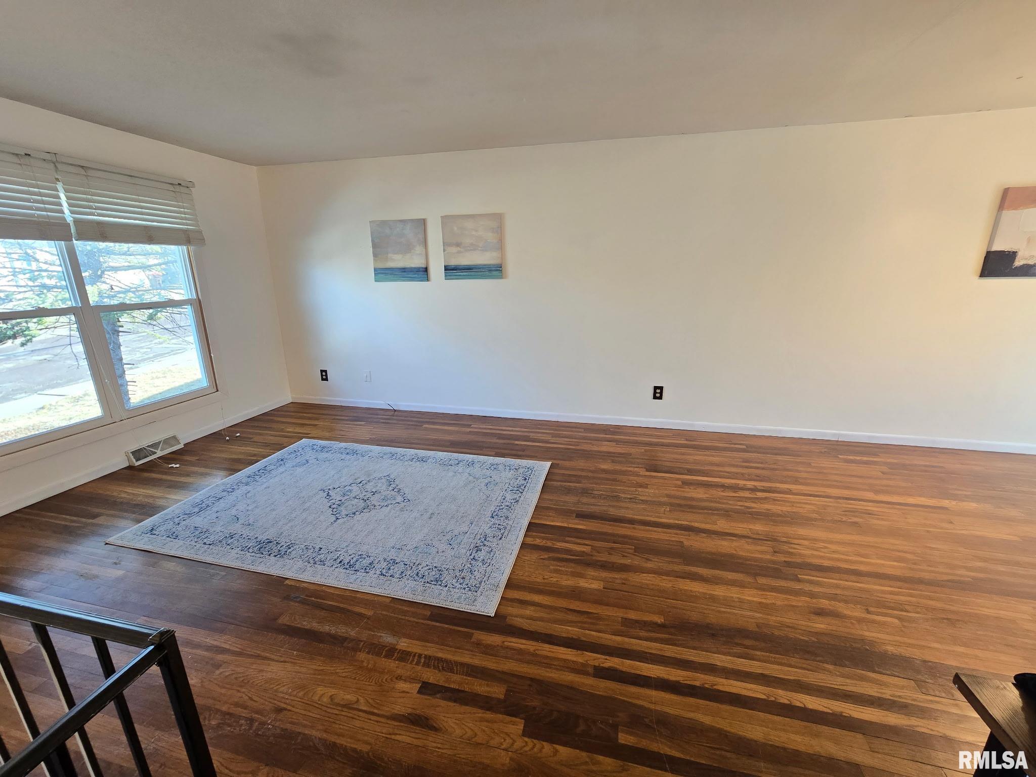 2310 W Kensington Drive, Peoria, Illinois image 5