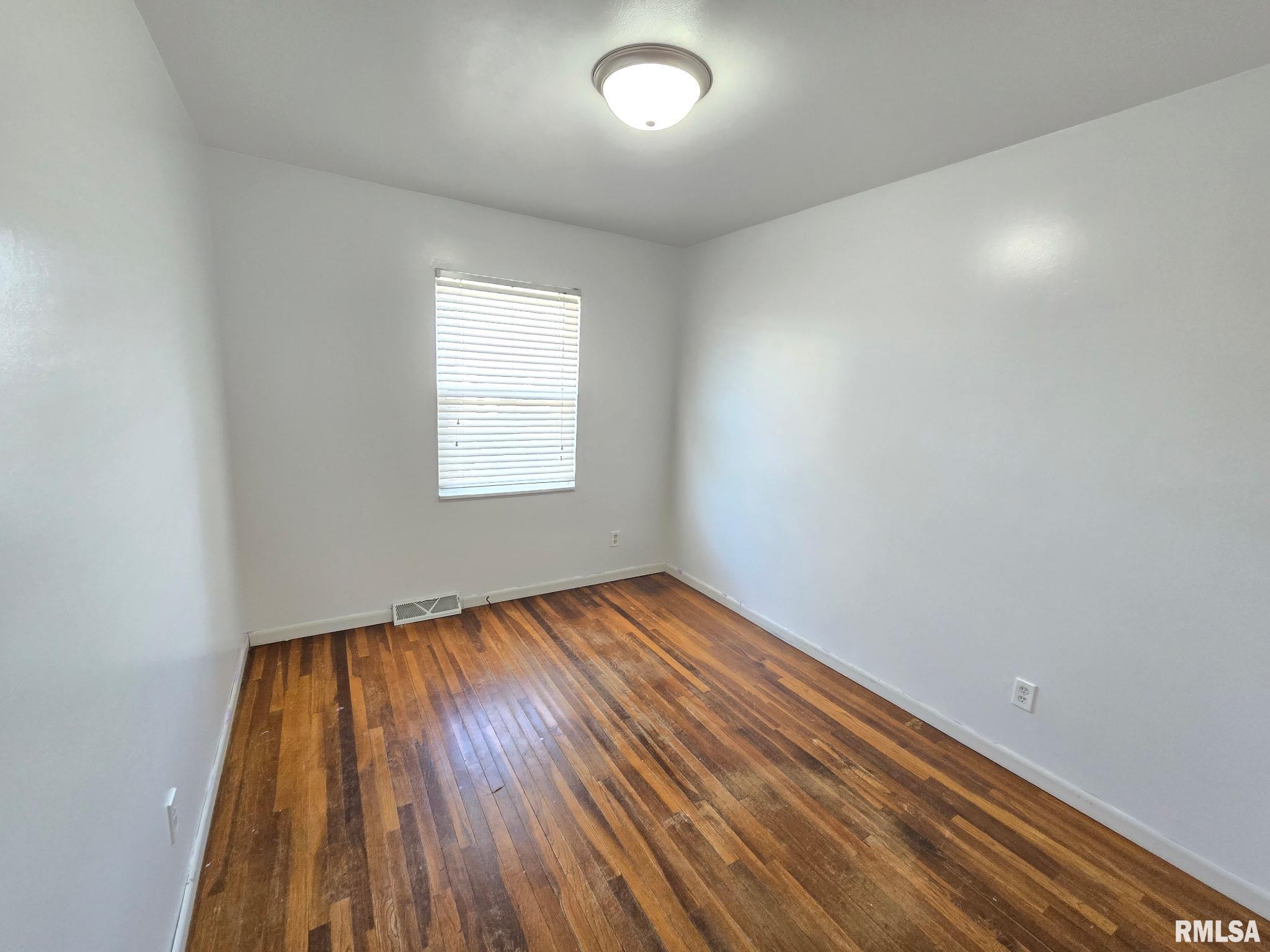 2310 W Kensington Drive, Peoria, Illinois image 17