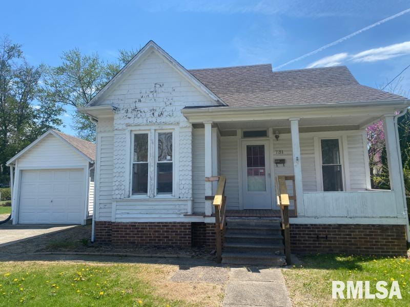 731 S Johnson Street, Macomb, Illinois image 1