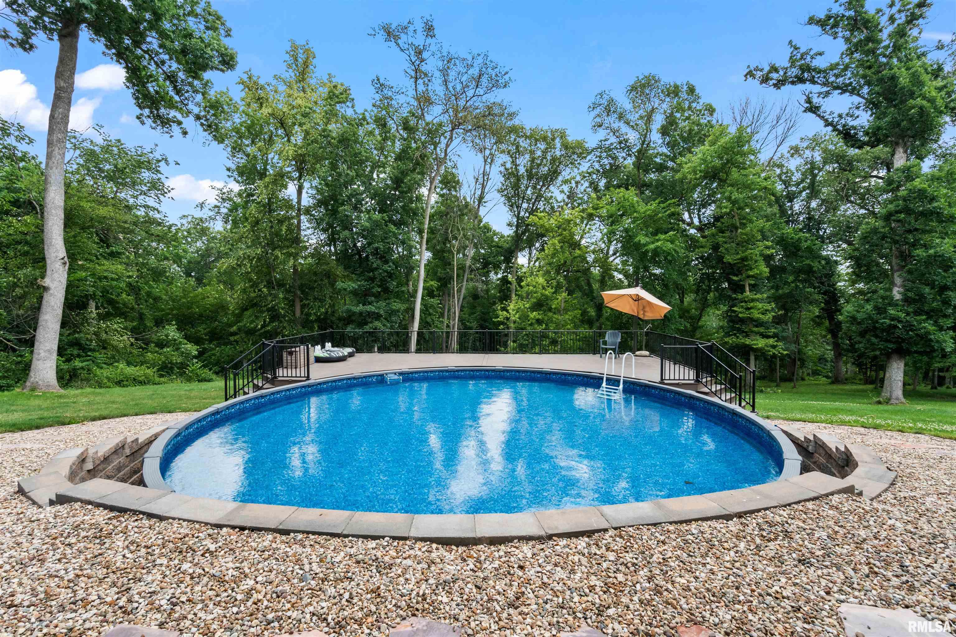 5220 Burr Oak Court, Cedar Rapids, Iowa image 35