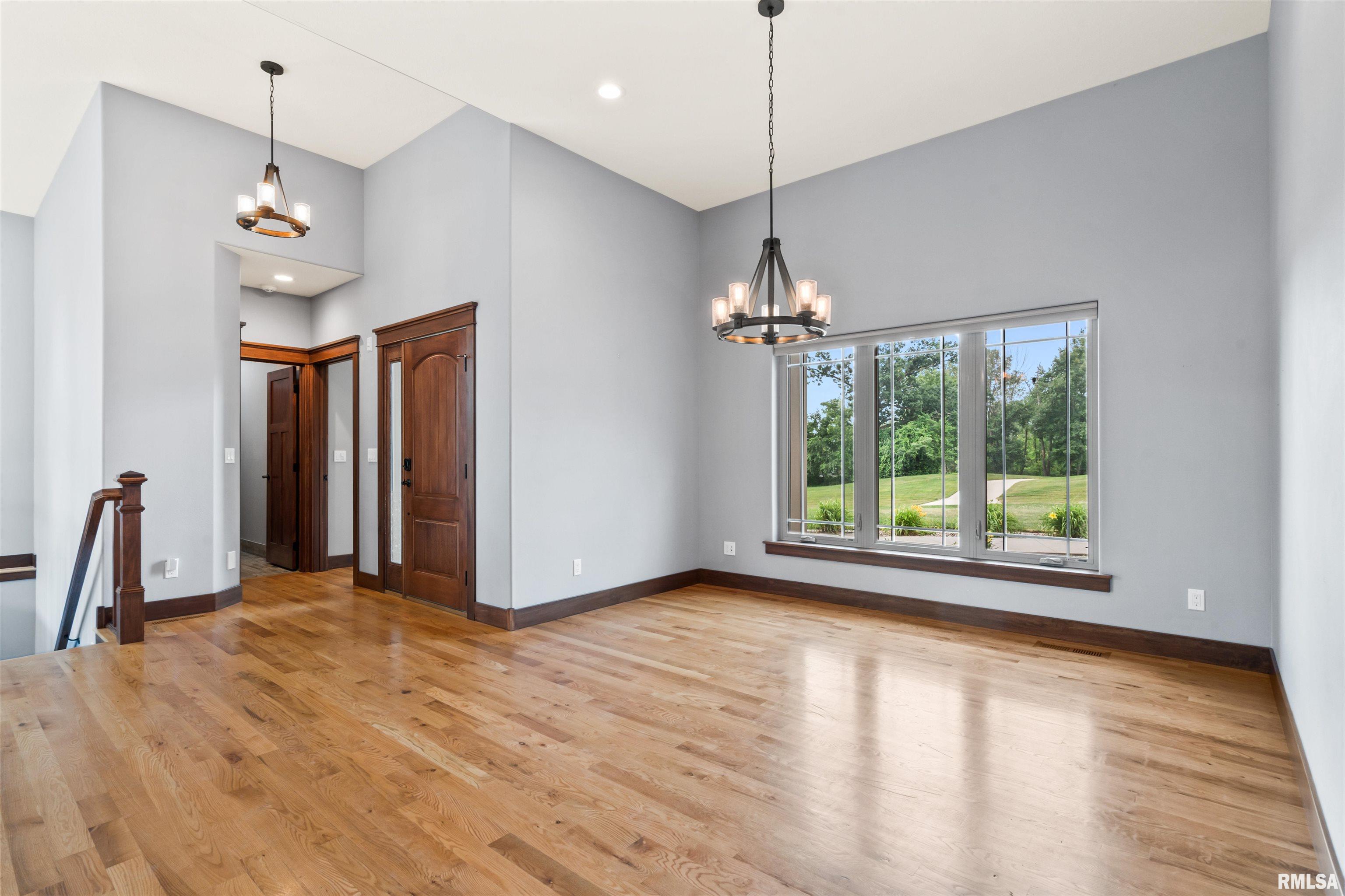 5220 Burr Oak Court, Cedar Rapids, Iowa image 5