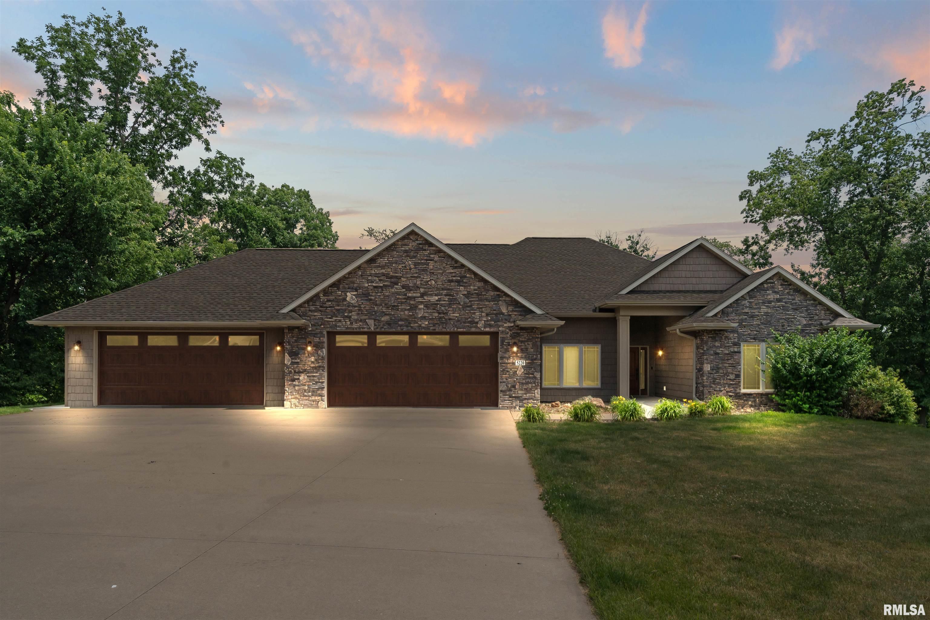 5220 Burr Oak Court, Cedar Rapids, Iowa image 1