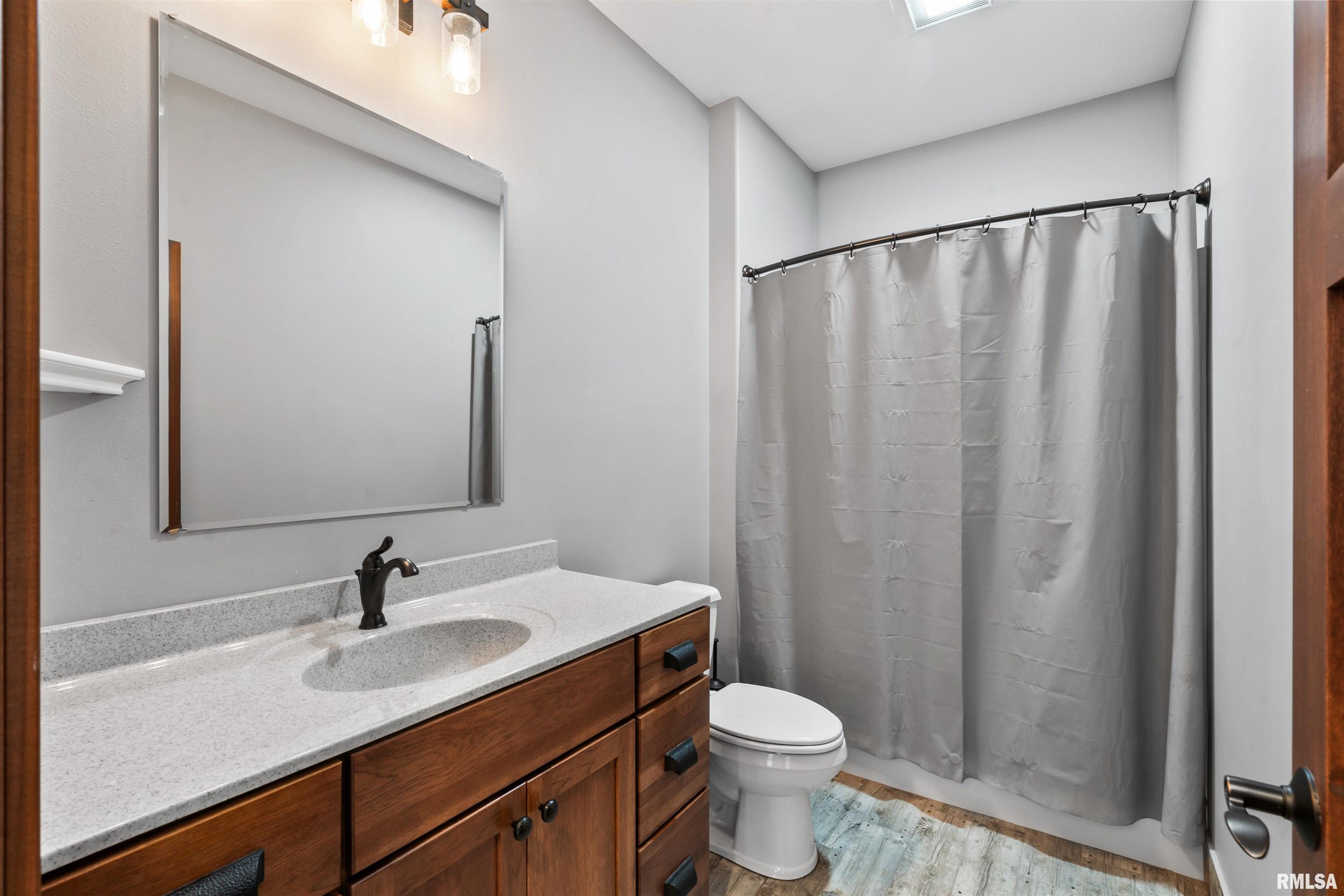 5220 Burr Oak Court, Cedar Rapids, Iowa image 15