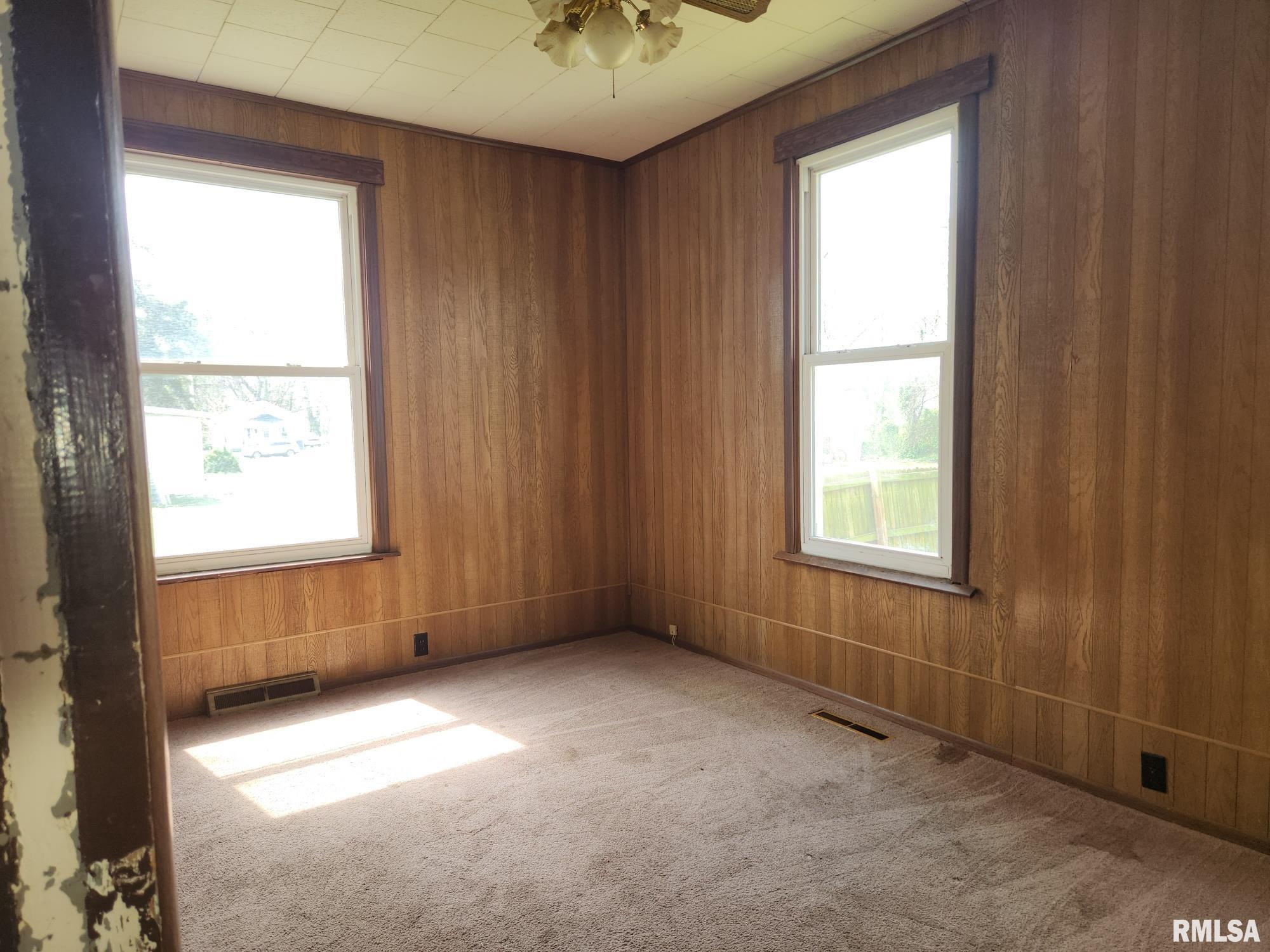 317 N Washington Street, Sparta, Illinois image 6