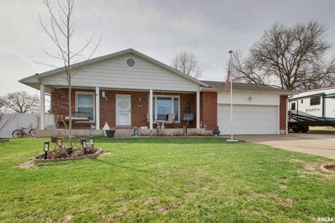 Homes For Sale - 1016 Gerard Avenue<br/> Adams County, Quincy, IL 62305