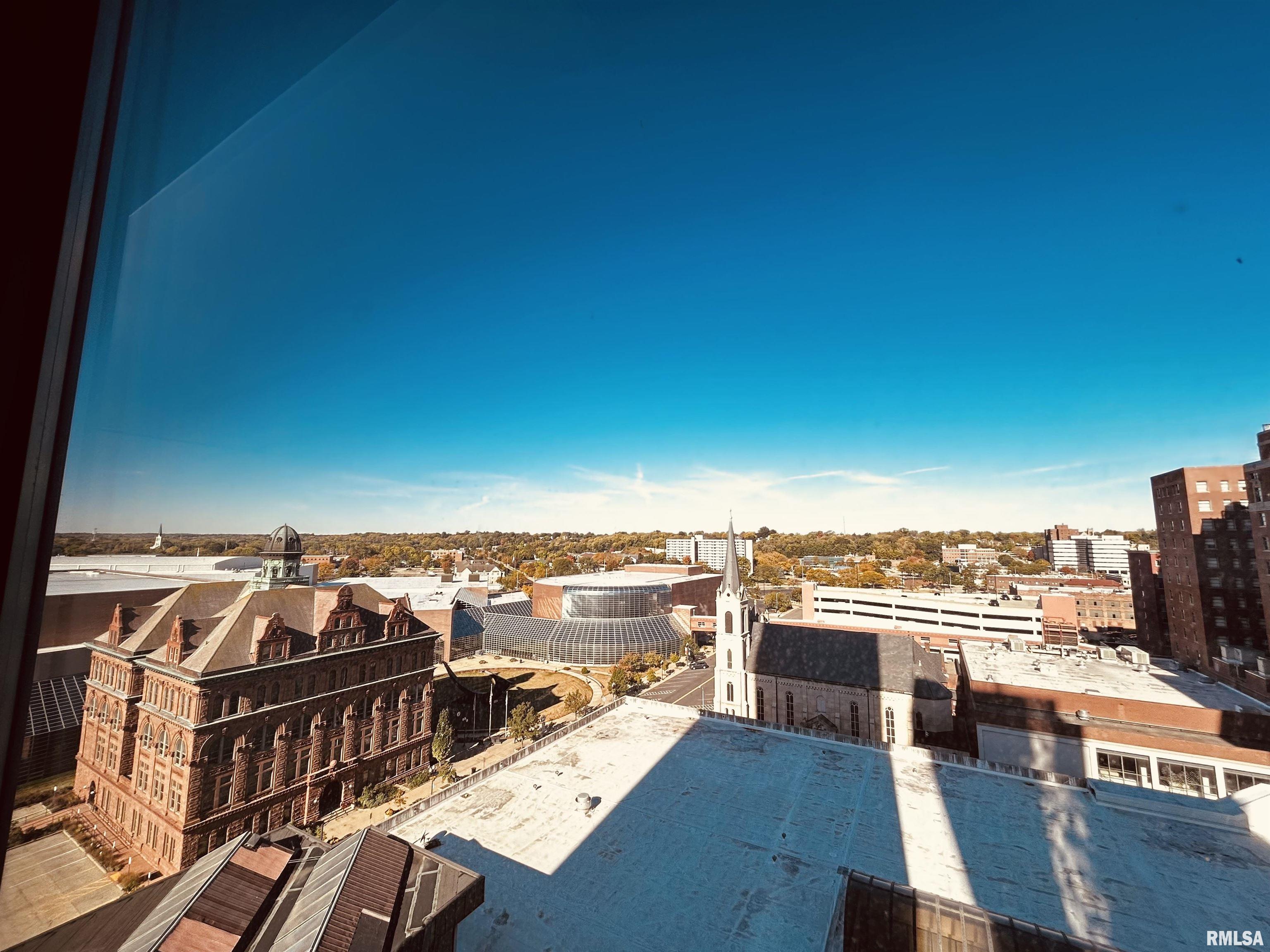 125 SW Jefferson Avenue #W14NE, Peoria, Illinois image 28