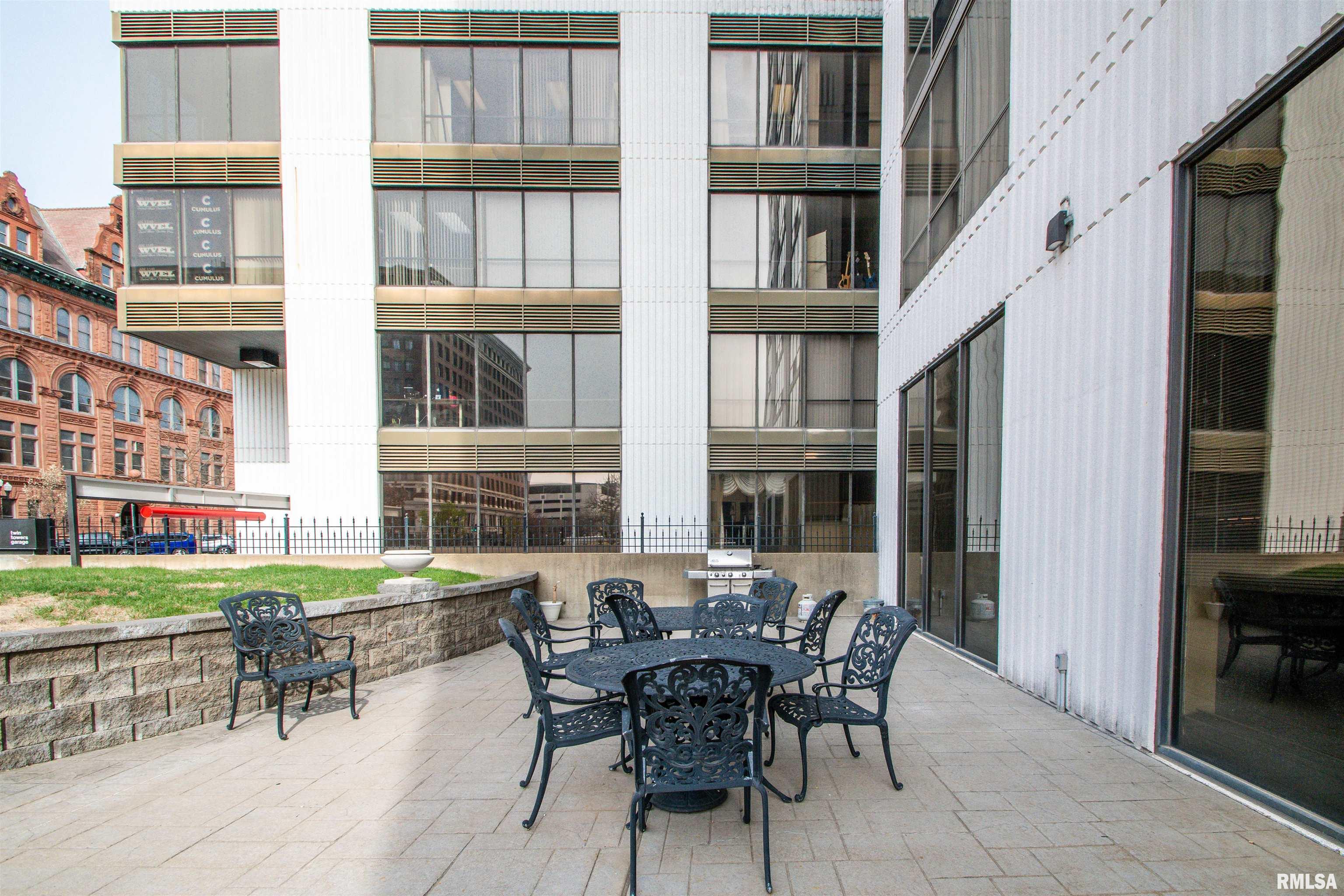 125 SW Jefferson Avenue #W14NE, Peoria, Illinois image 14