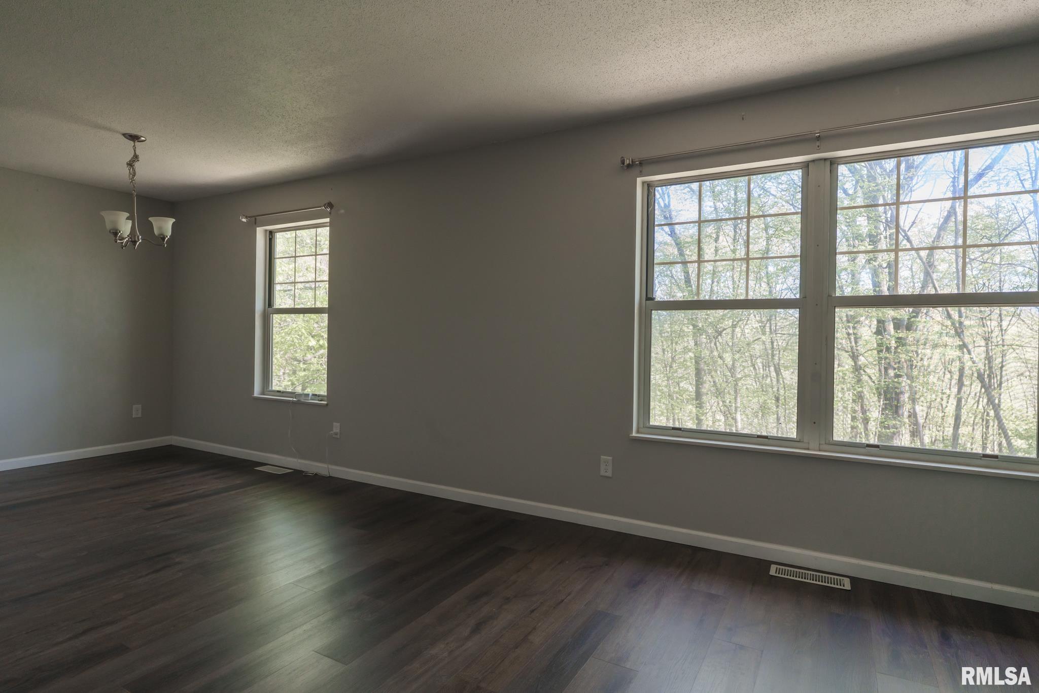 3601 W Saymore Lane, Peoria, Illinois image 12