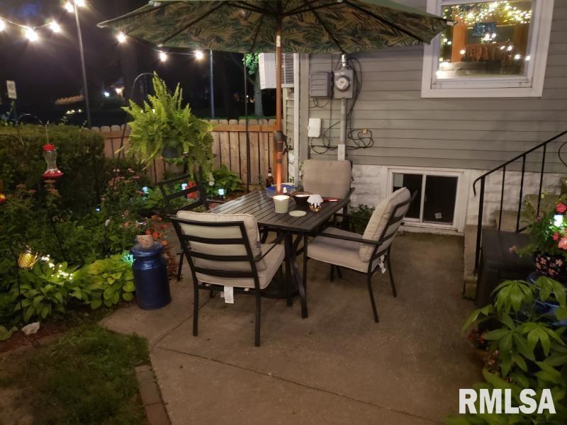 2455 19th Avenue, Rock Island, Illinois image 9