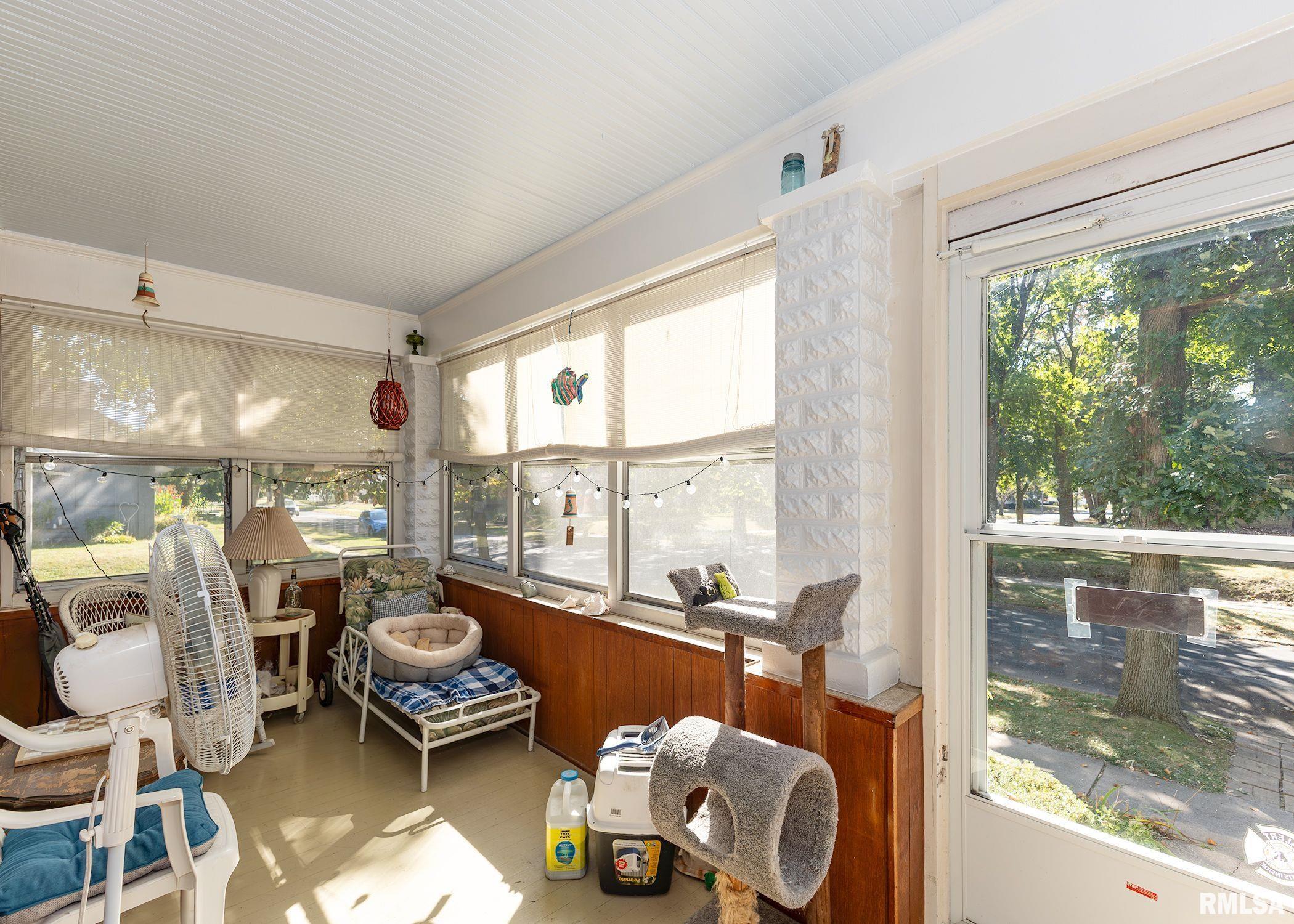 2455 19th Avenue, Rock Island, Illinois image 10