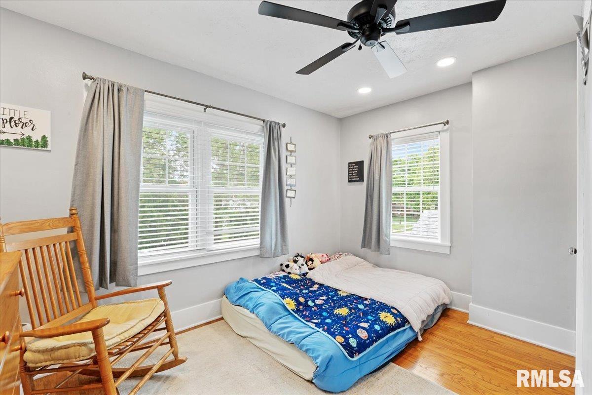 2739 E High Street, Davenport, Iowa image 36