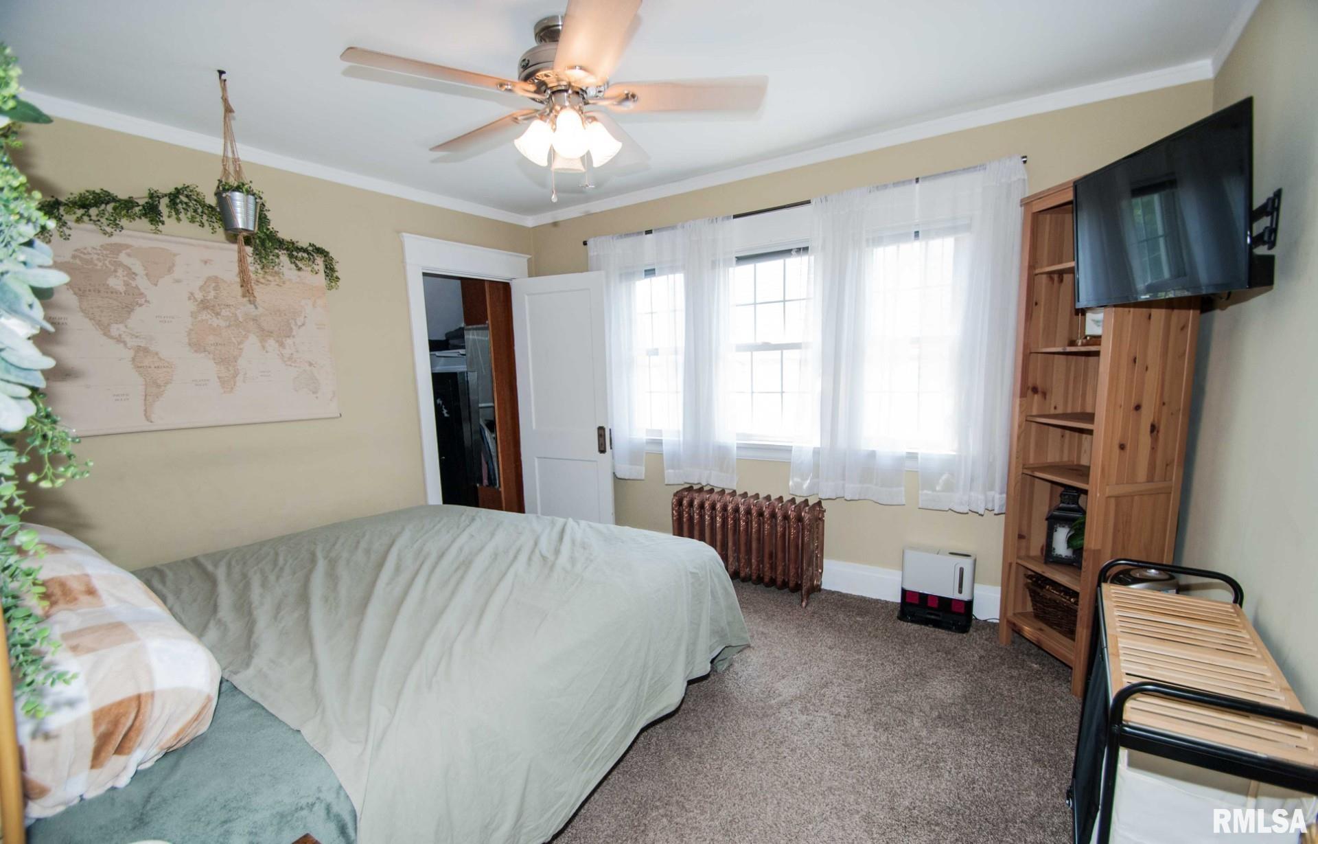2326 13th Street, Moline, Illinois image 12