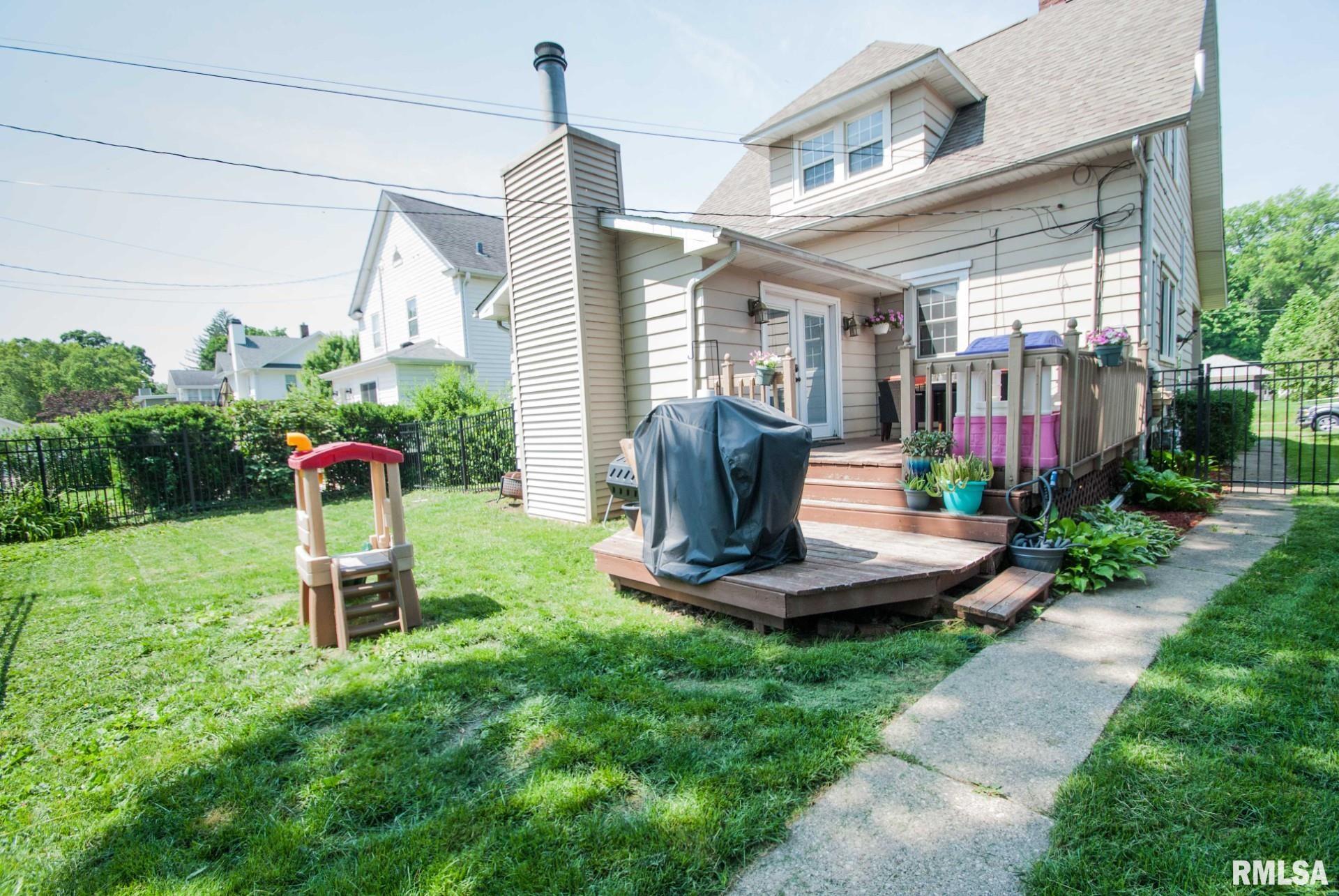 2326 13th Street, Moline, Illinois image 17