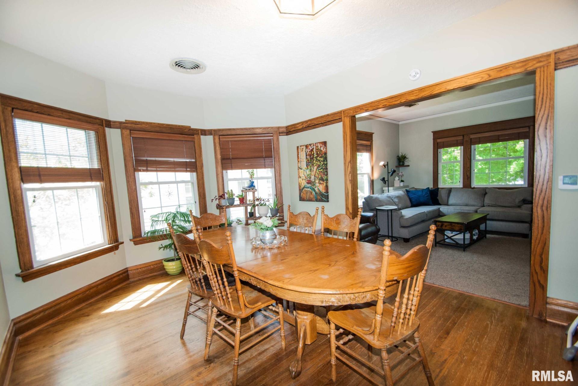 2326 13th Street, Moline, Illinois image 6