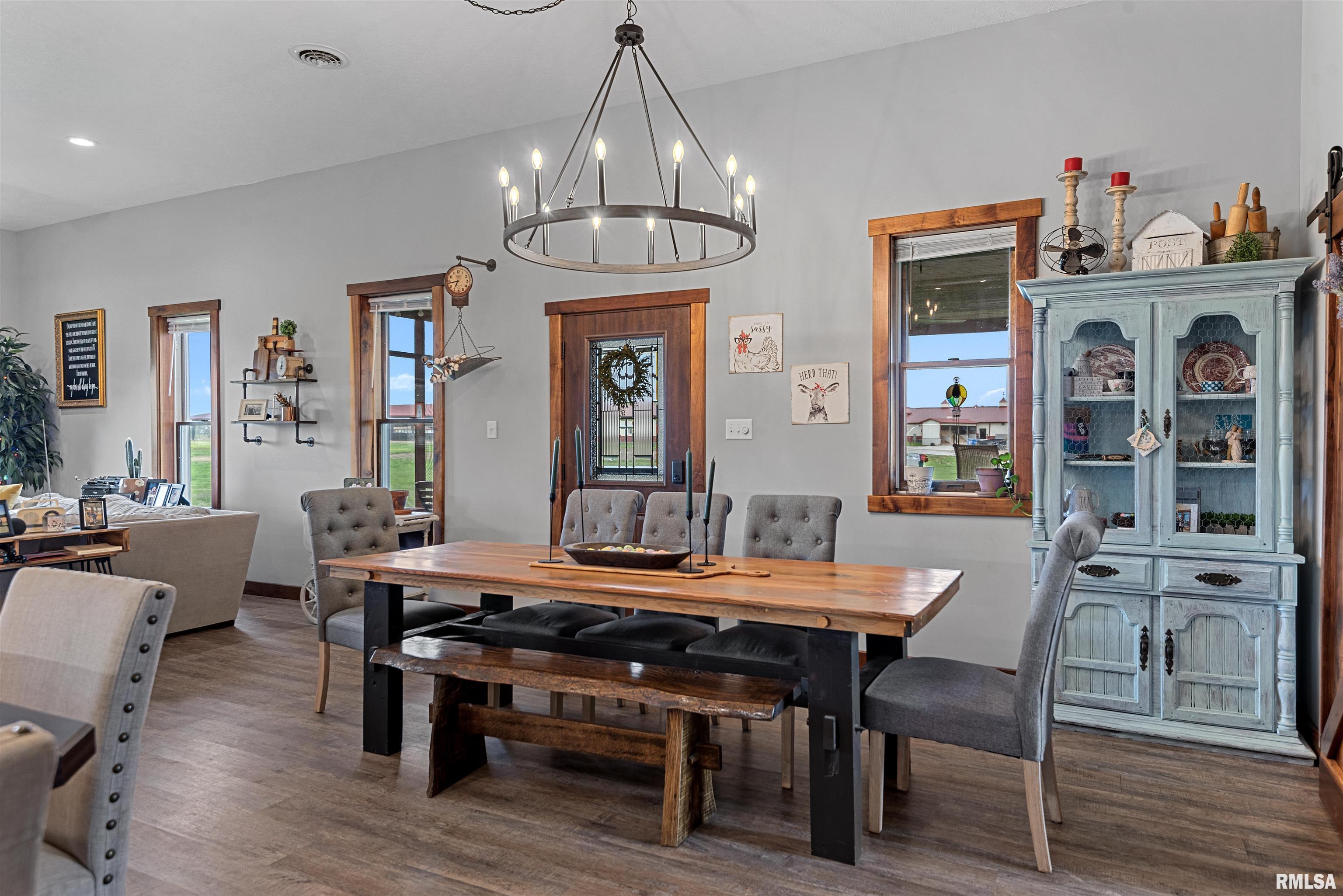 1390 Horse Farm Road, Divernon, Illinois image 42