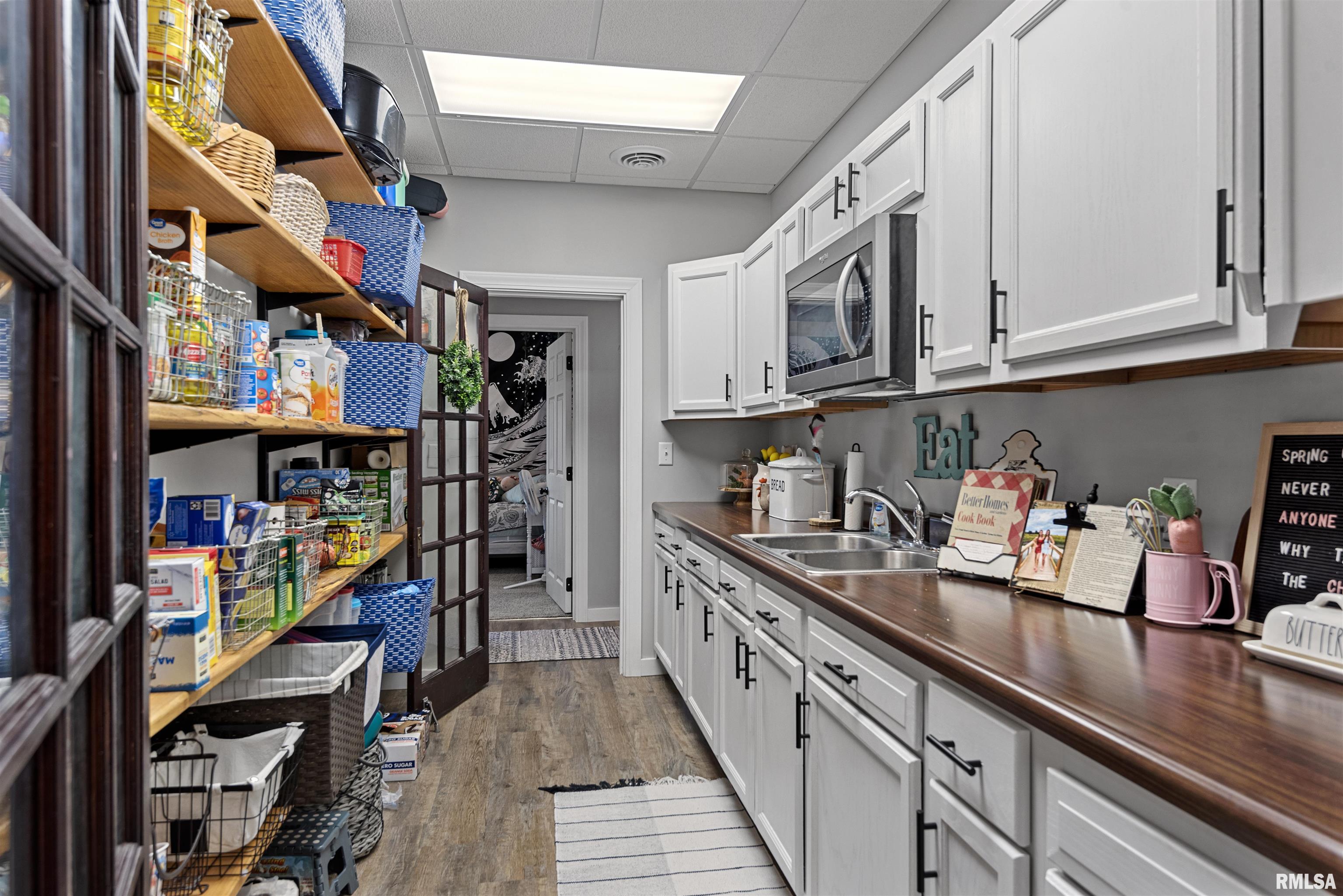 1390 Horse Farm Road, Divernon, Illinois image 32