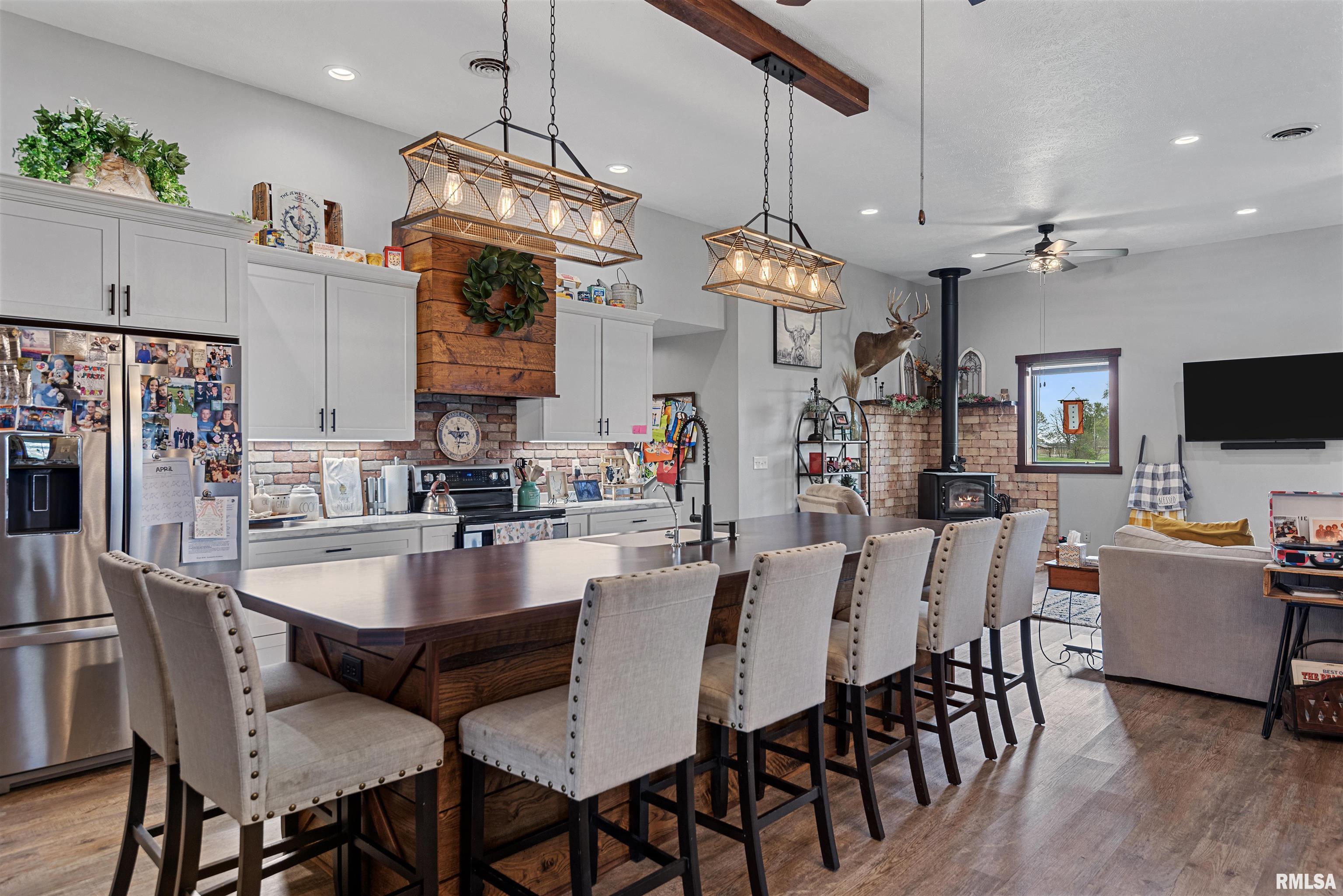 1390 Horse Farm Road, Divernon, Illinois image 41