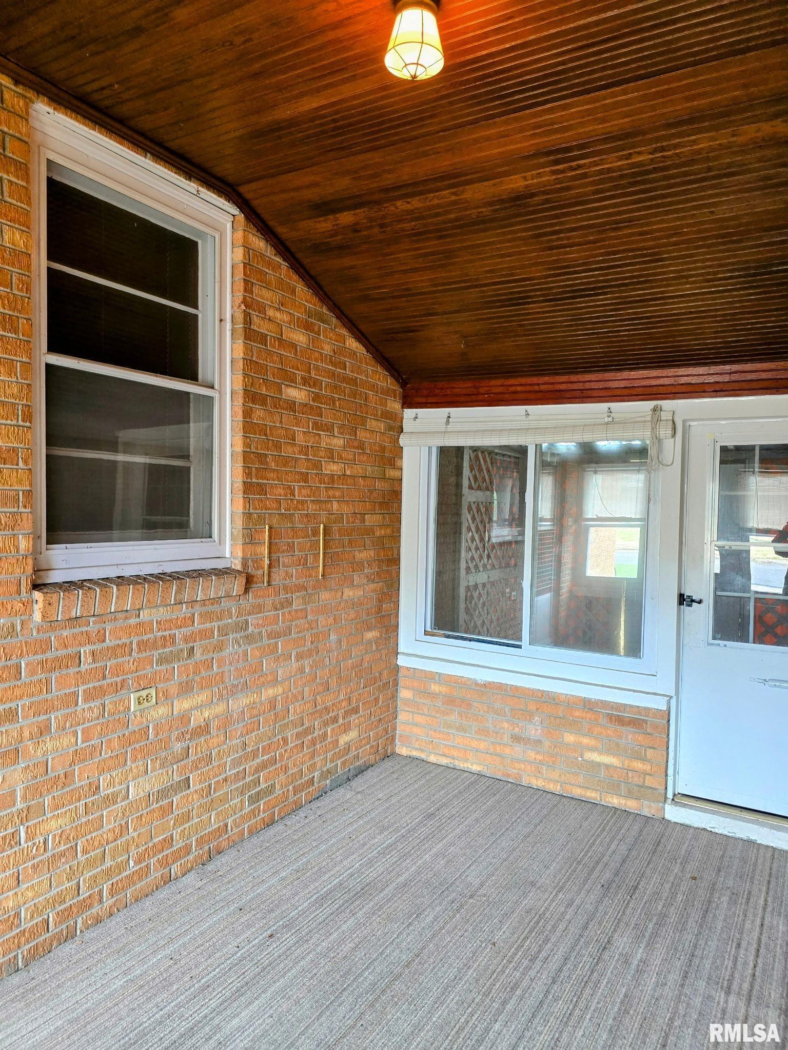 21 Rose Court, Pekin, Illinois image 13