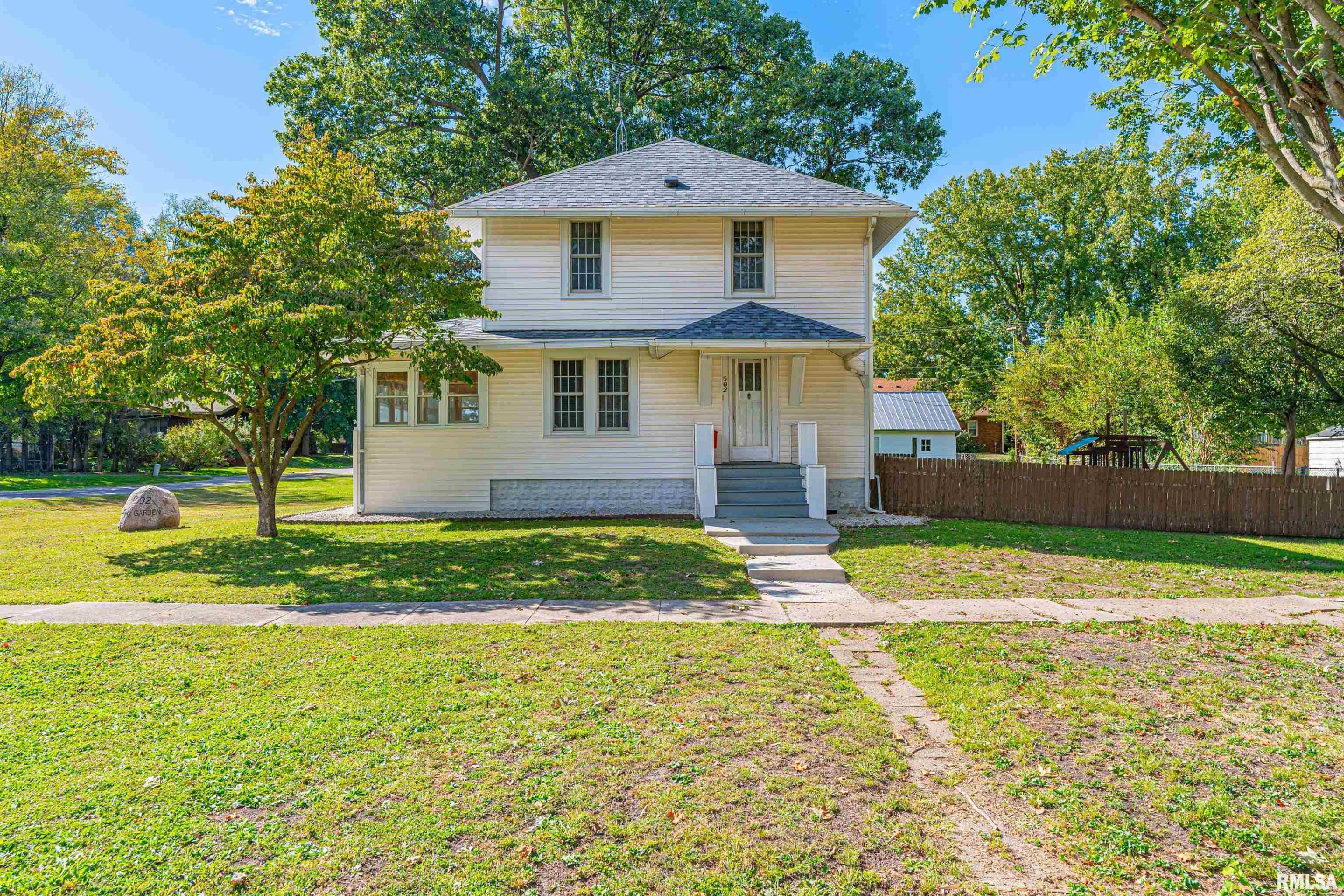 502 N GARDEN Street