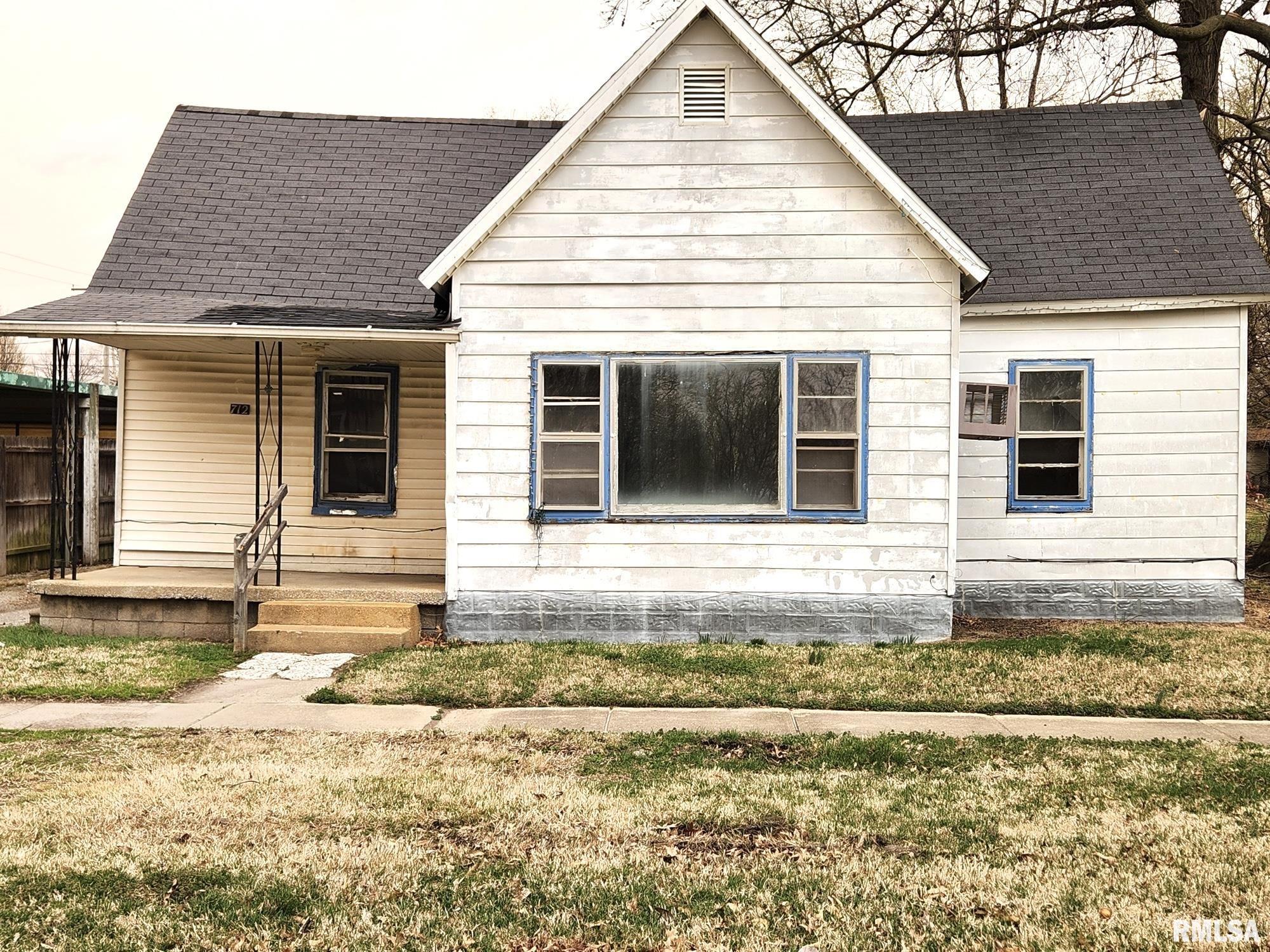 712 Rhodes Street, Centralia, Illinois image 1