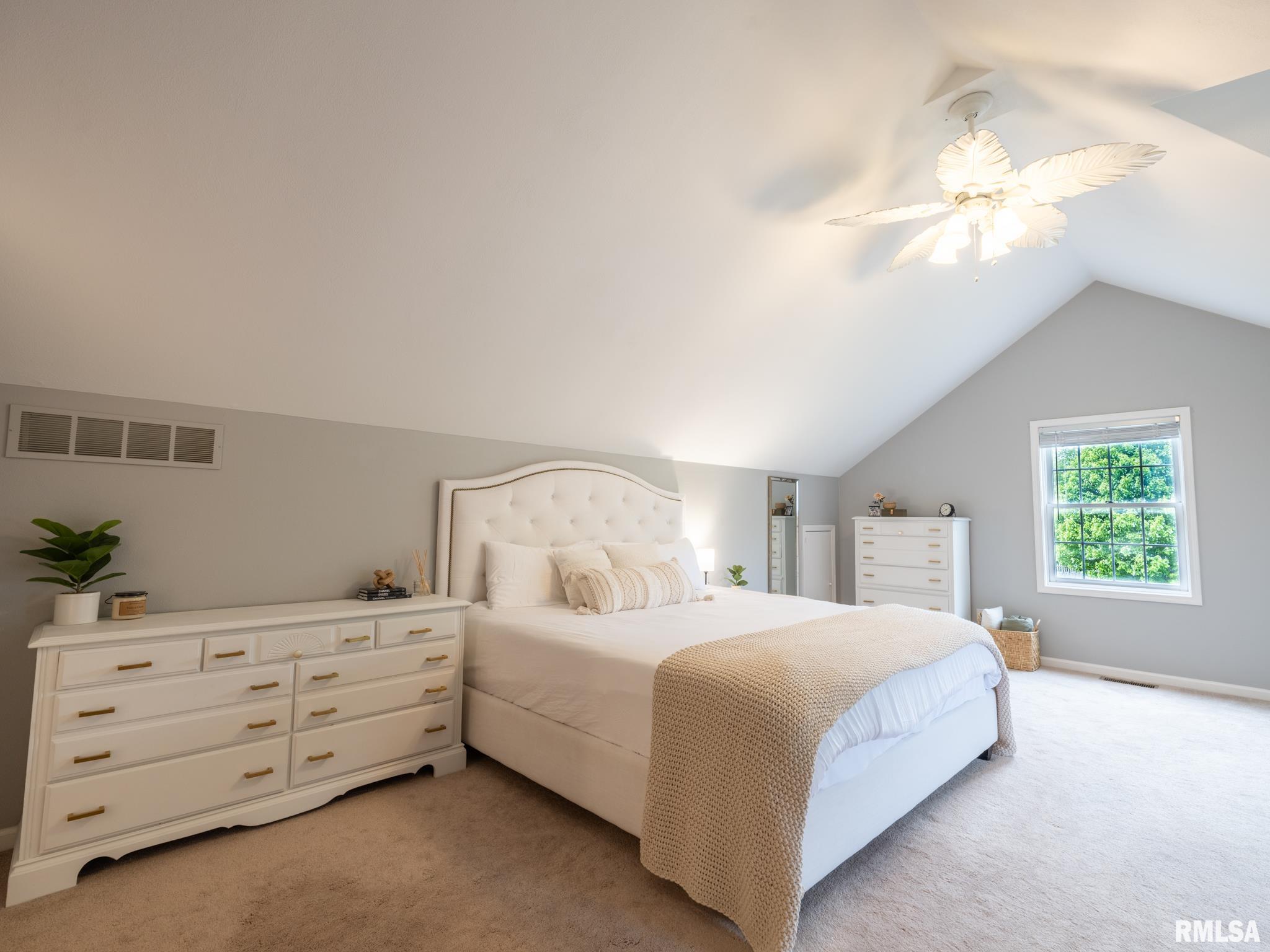 7085 N Aycliffe Drive, Peoria, Illinois image 28
