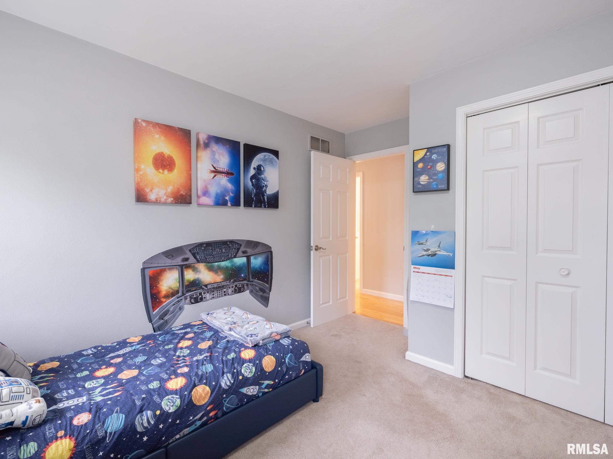 7085 N Aycliffe Drive, Peoria, Illinois image 38