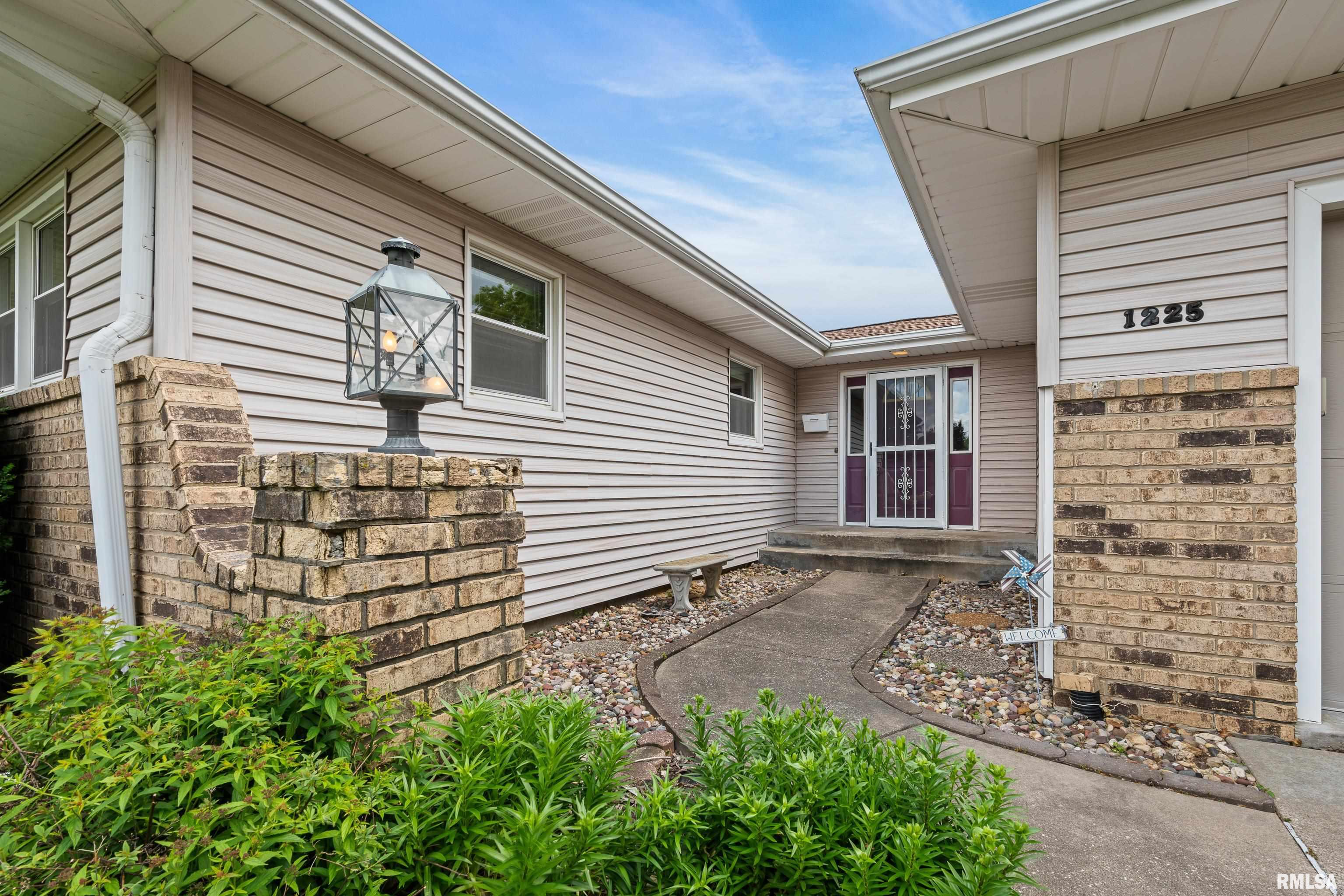 1225 5th Street West, Milan, Illinois image 3